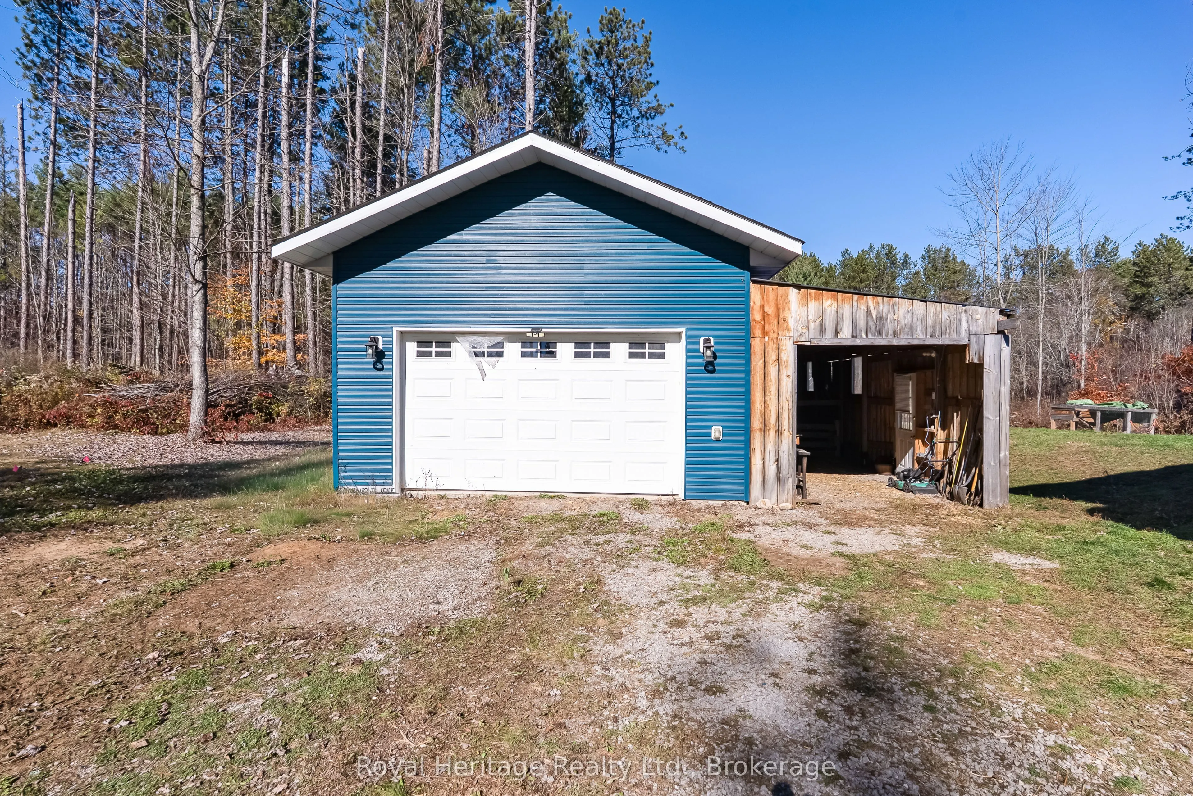 1045 Howland Junction Road