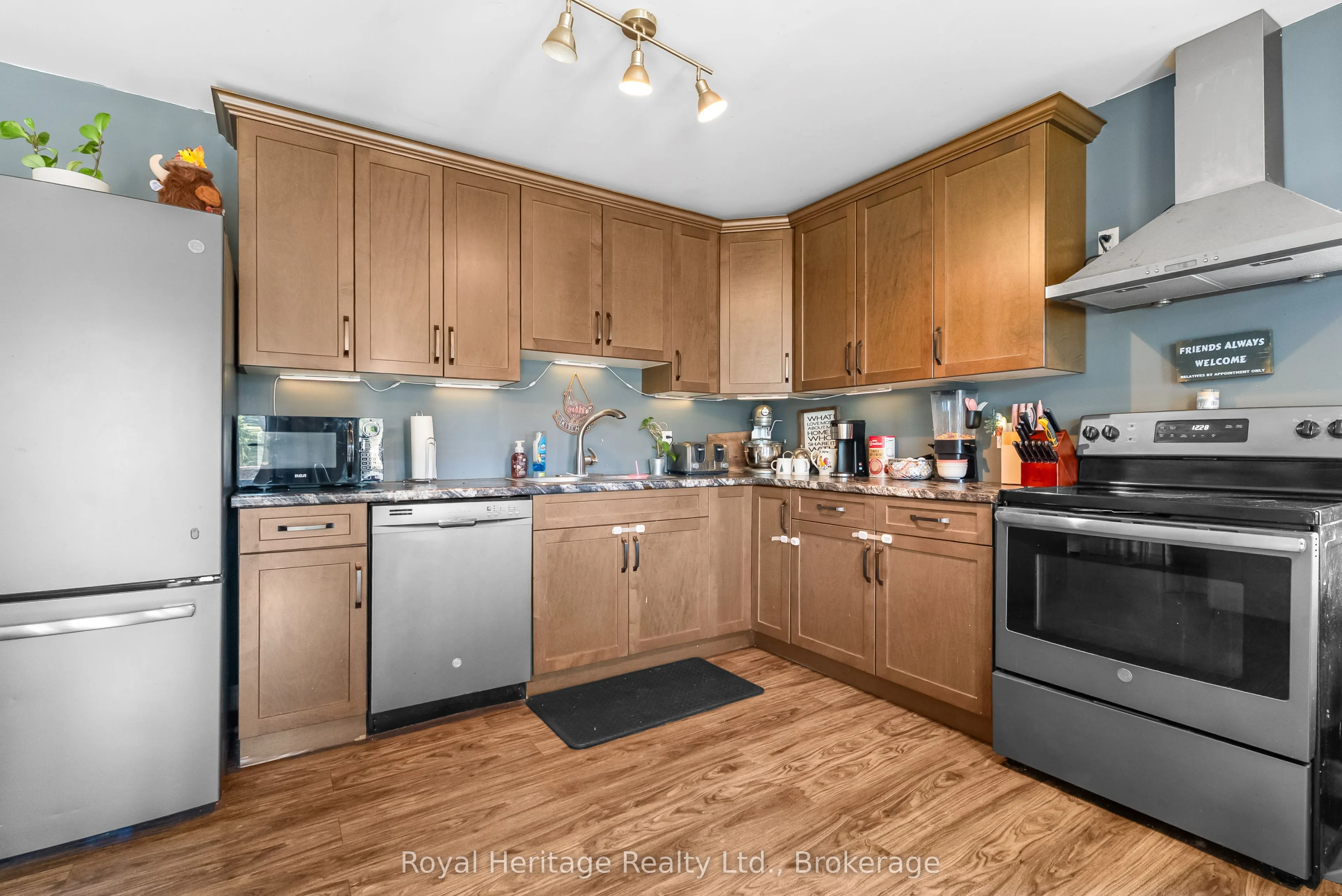 1045 Howland Junction Road