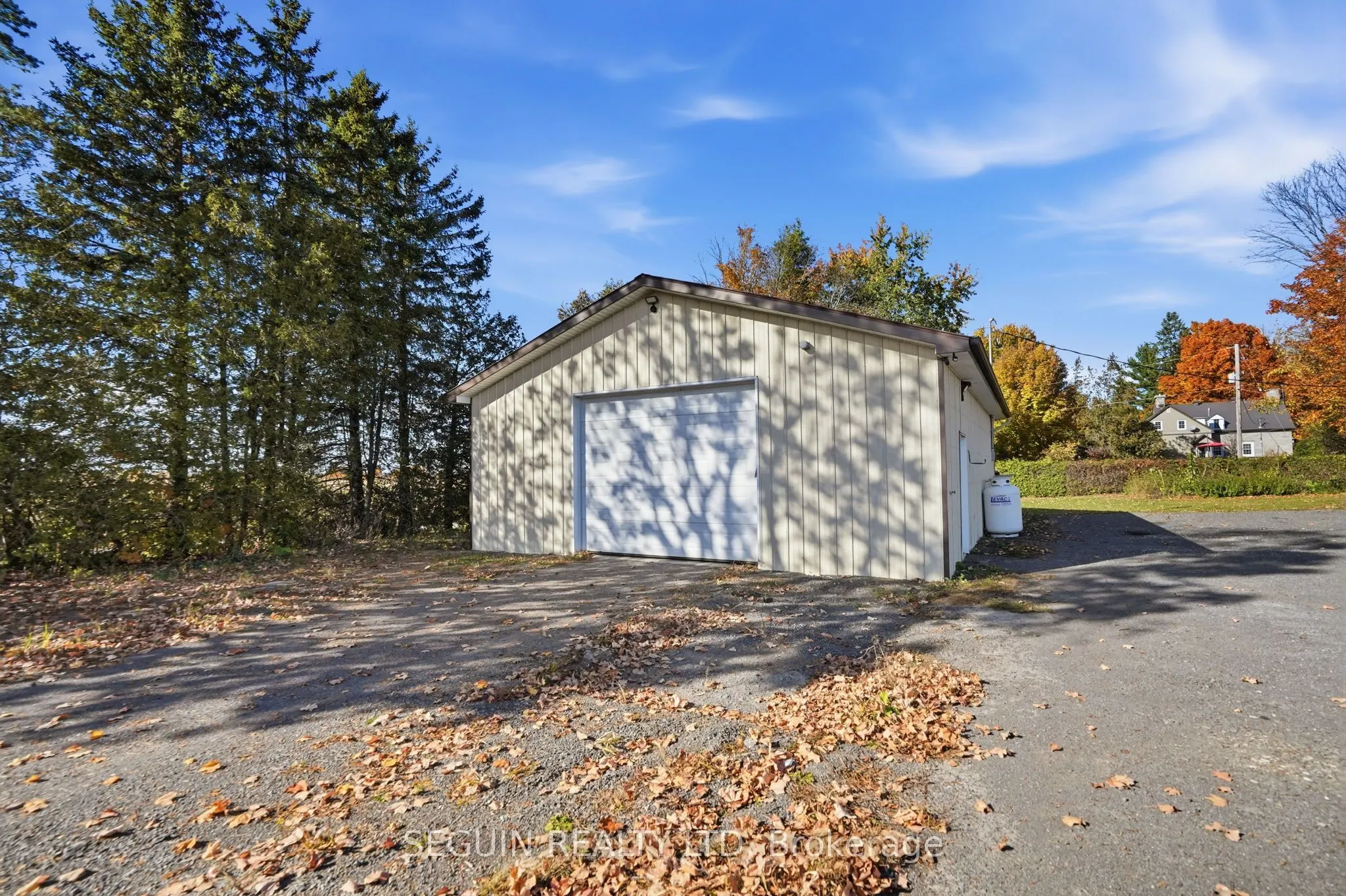 1353 Ritchance Road