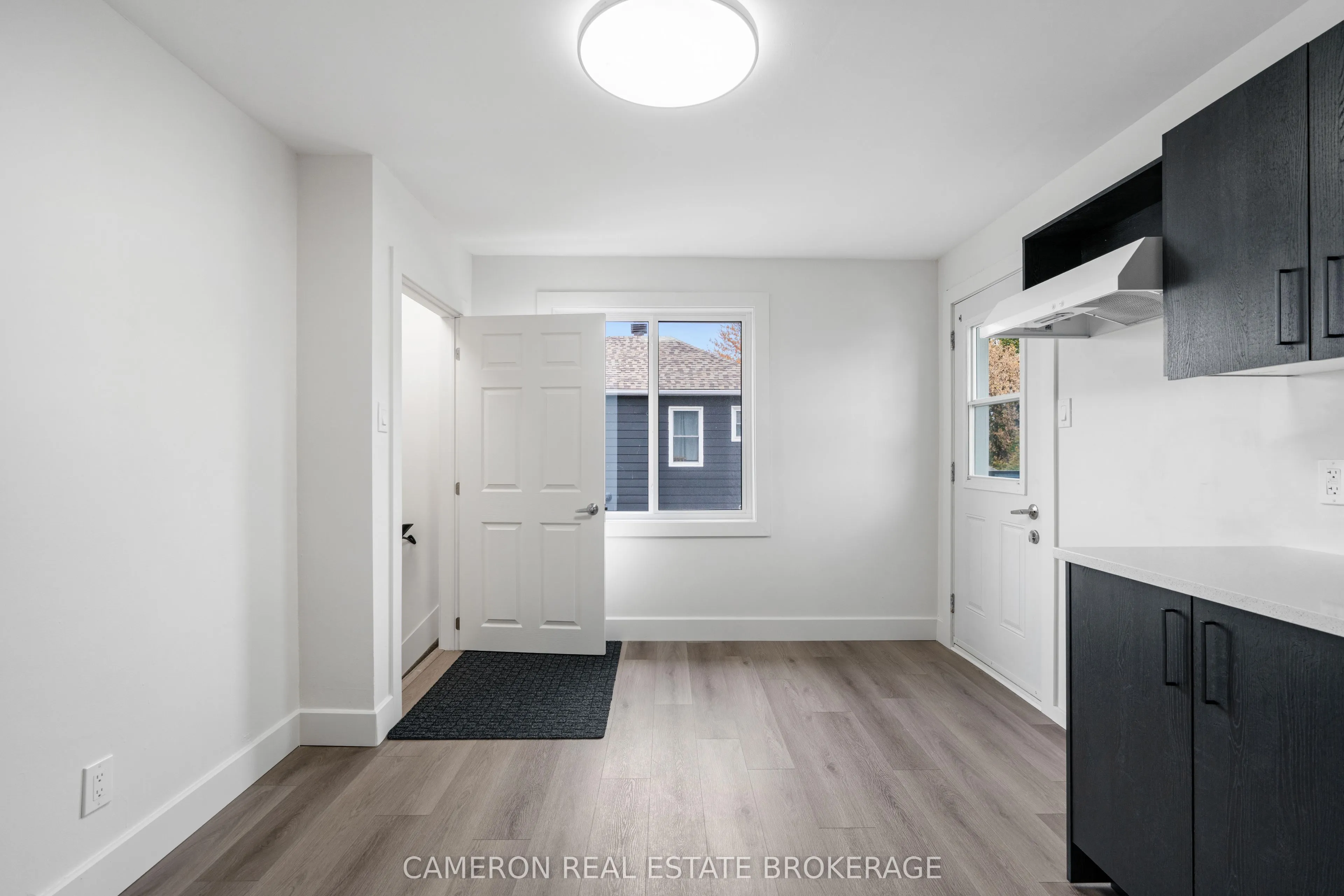 607 - 607A Cumberland Street