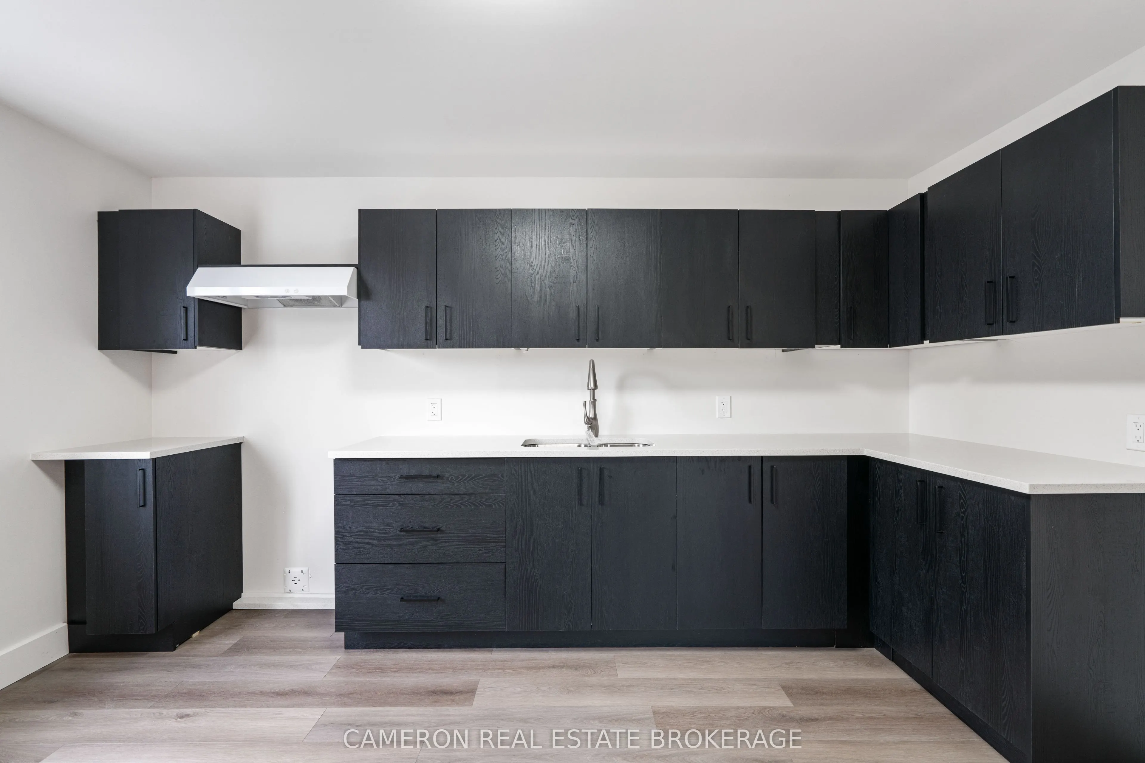 607 - 607A Cumberland Street