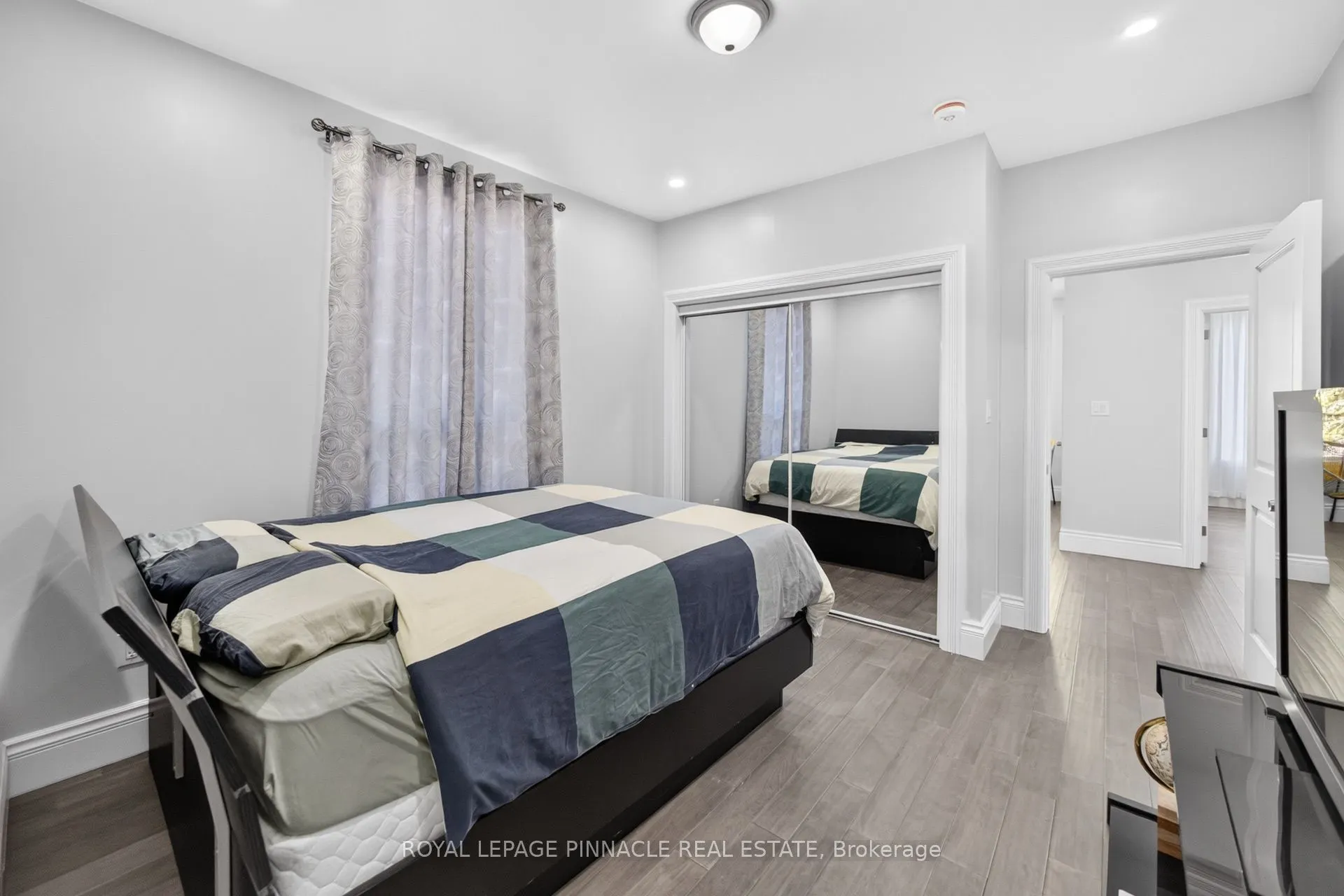 116 East 21st Street