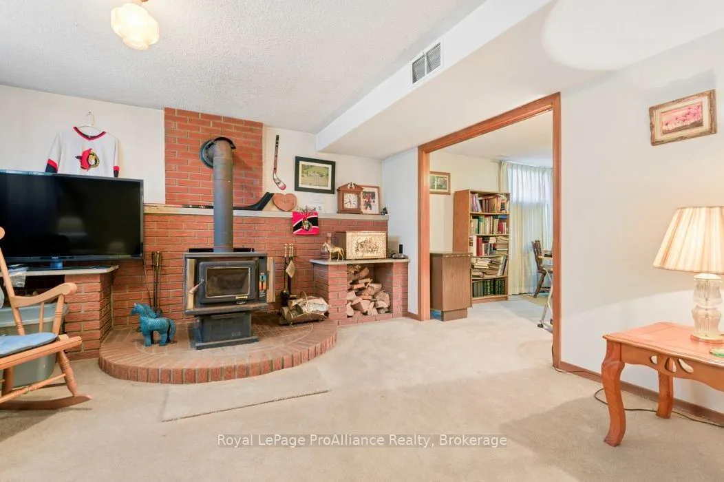 21851 Loyalist Parkway