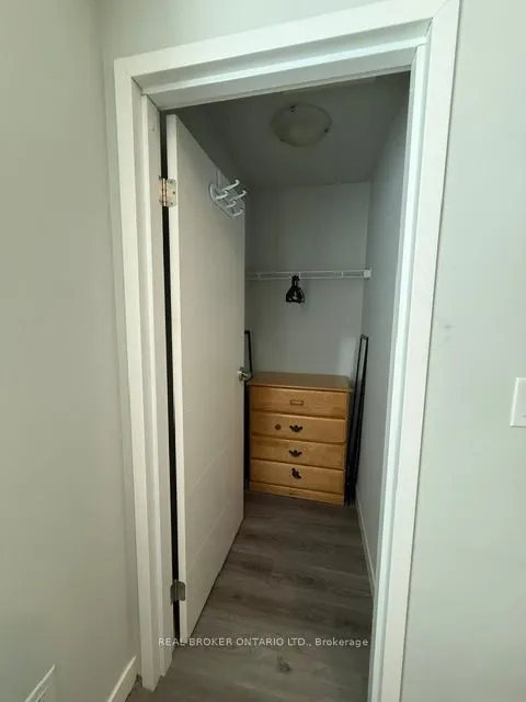 318 Spruce Street #1202