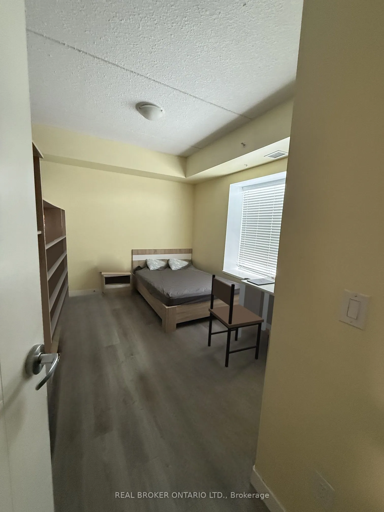 318 Spruce Street #1202