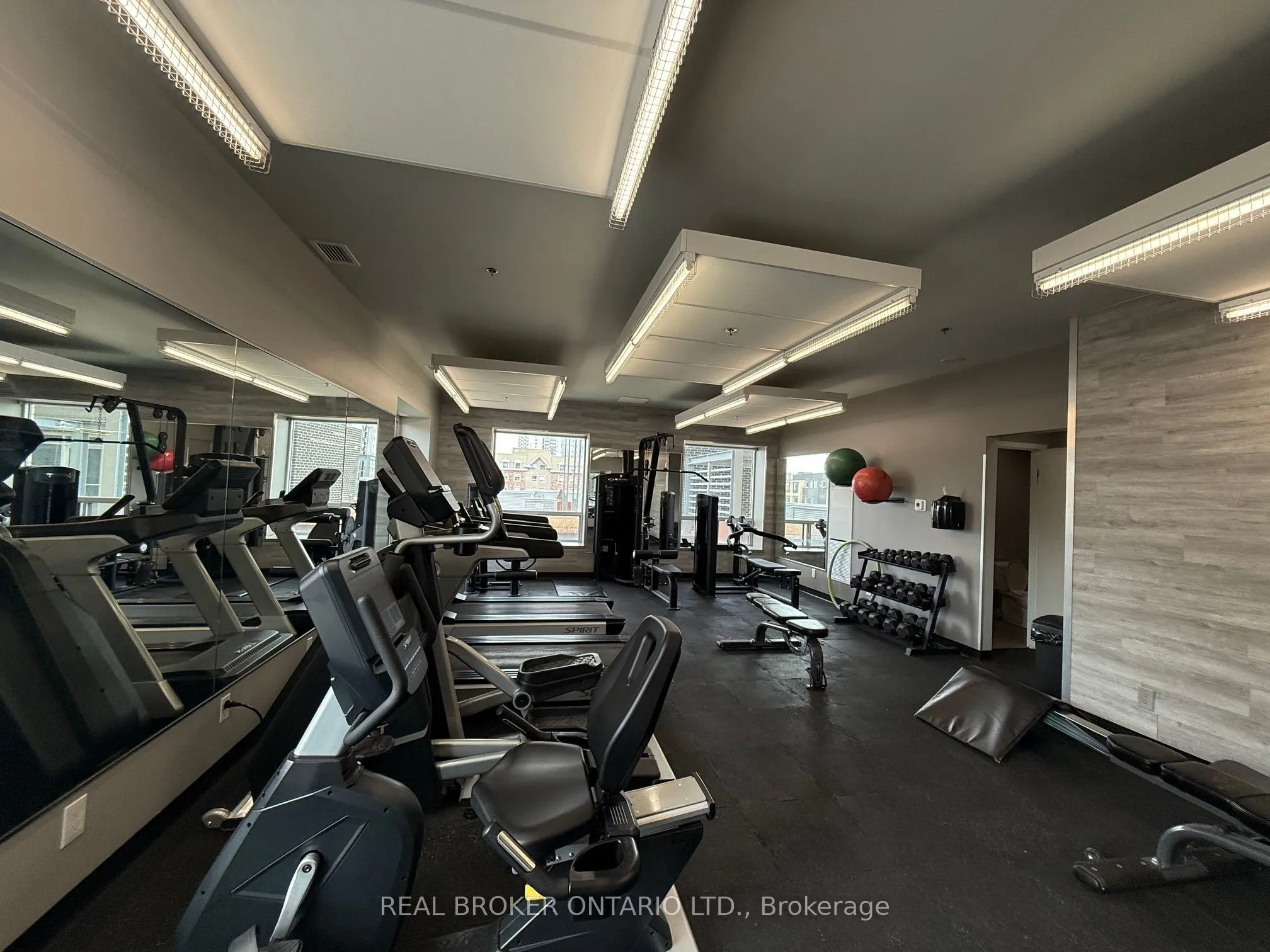 318 Spruce Street #1202
