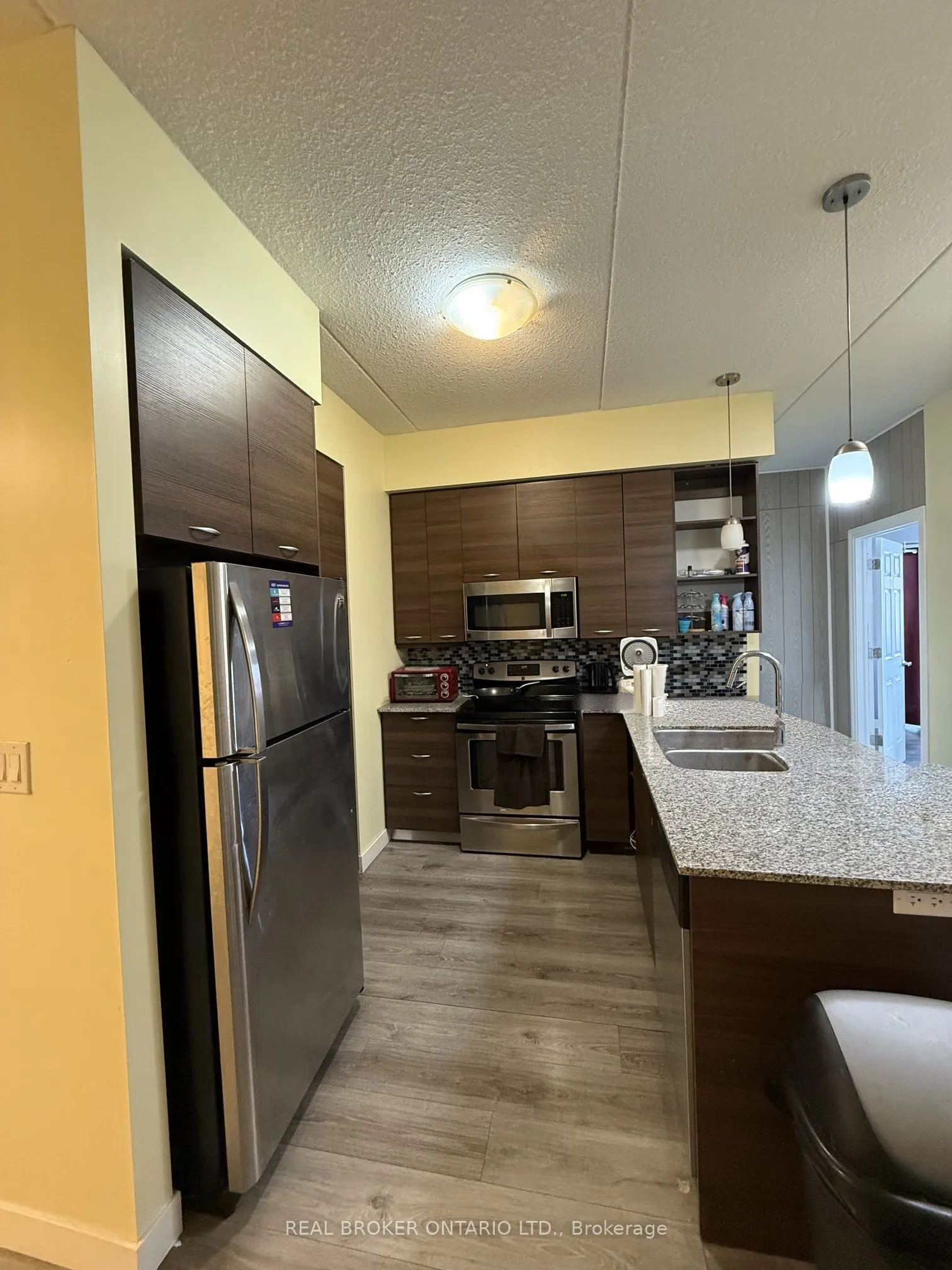 318 Spruce Street #1202