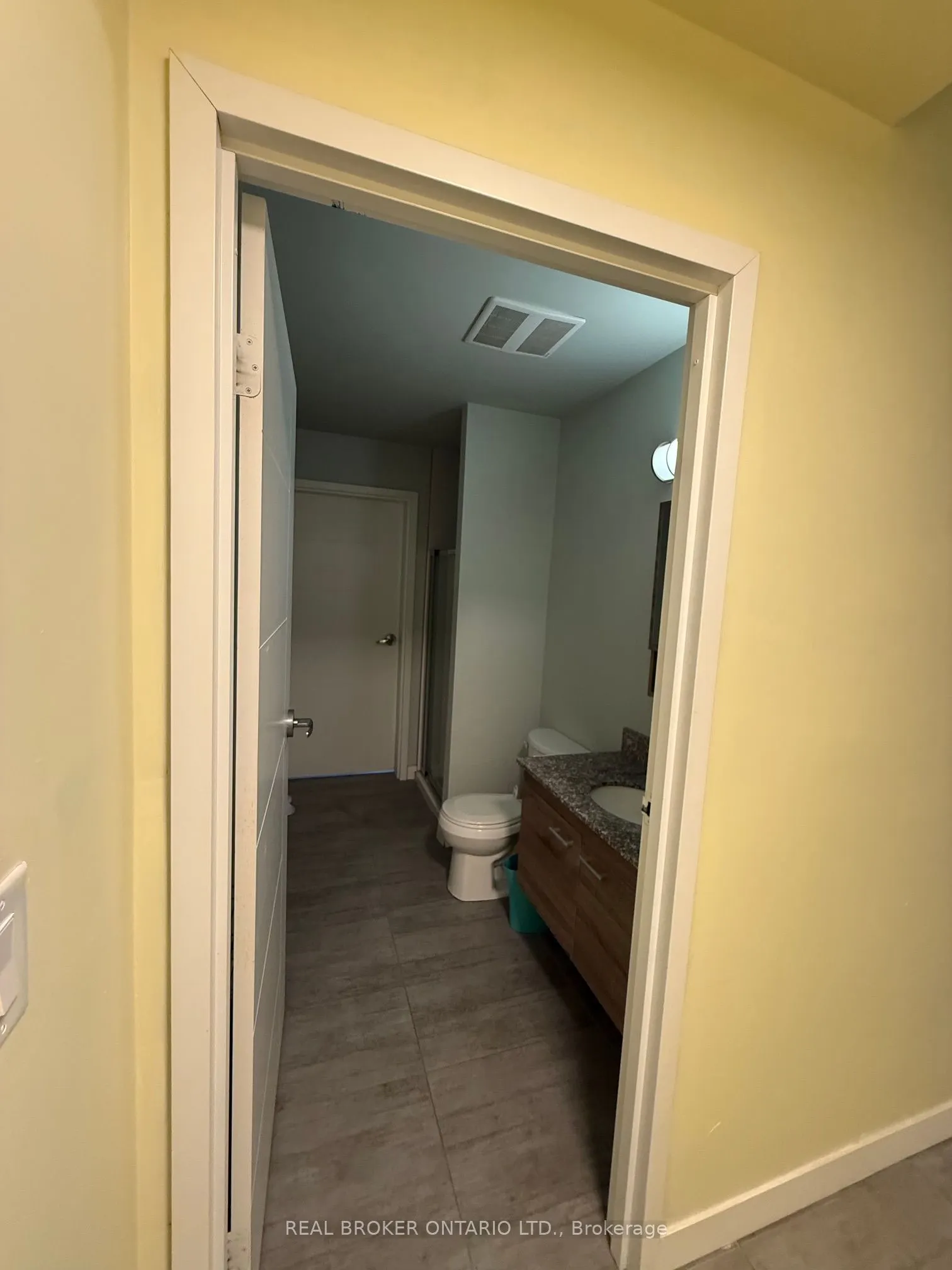 318 Spruce Street #1202