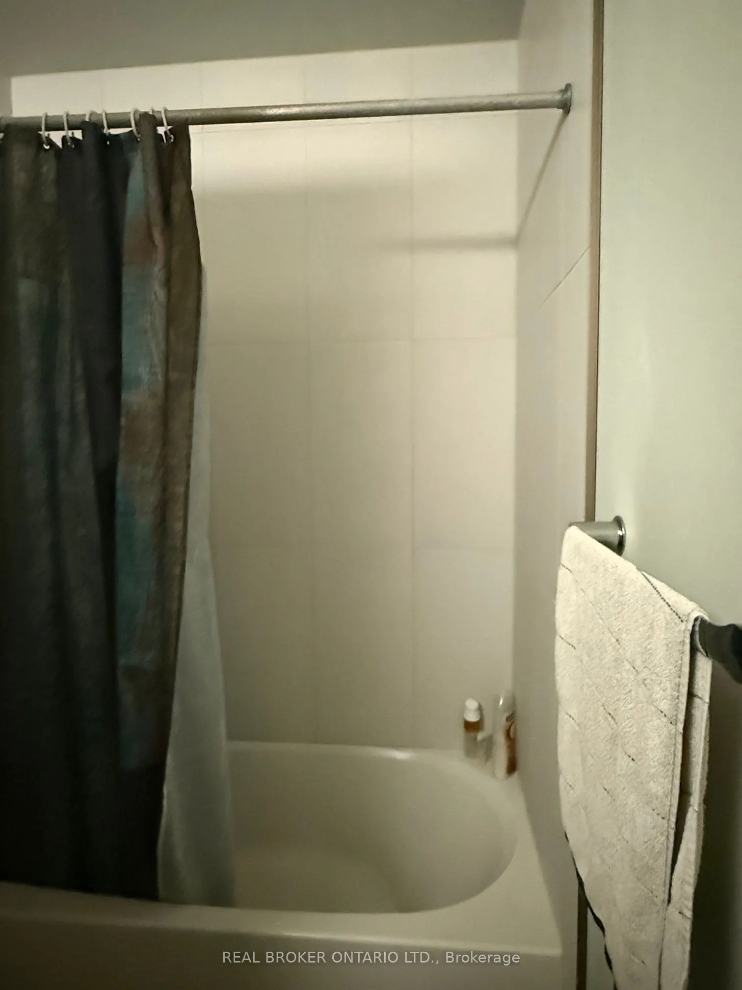 318 Spruce Street #1202