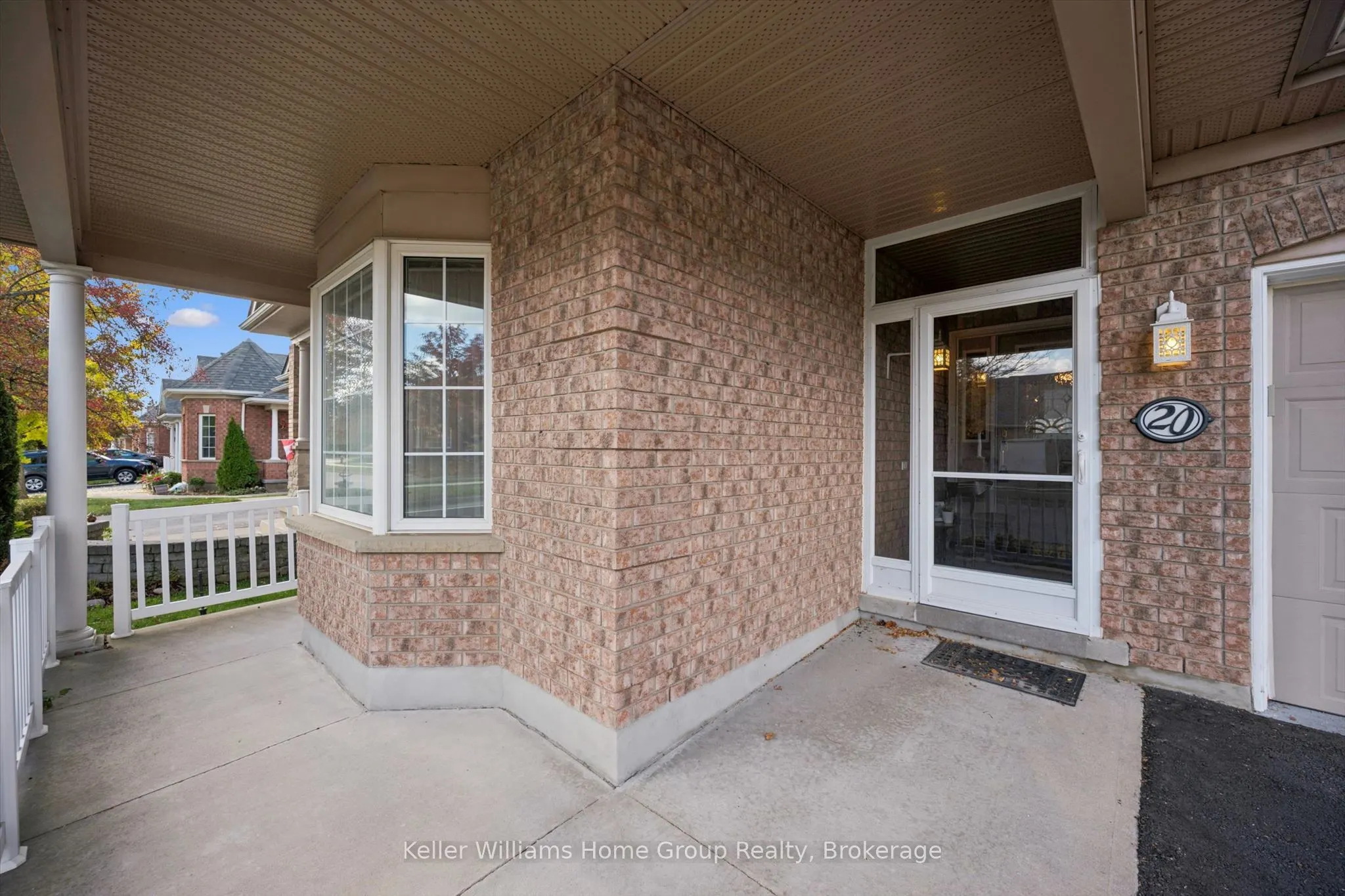 20 Beechlawn Boulevard #1
