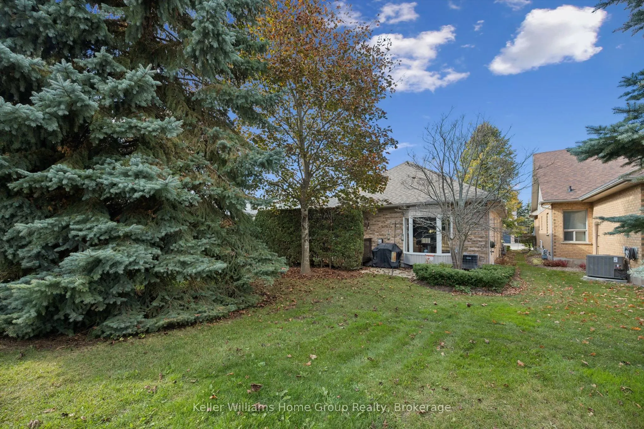 20 Beechlawn Boulevard #1