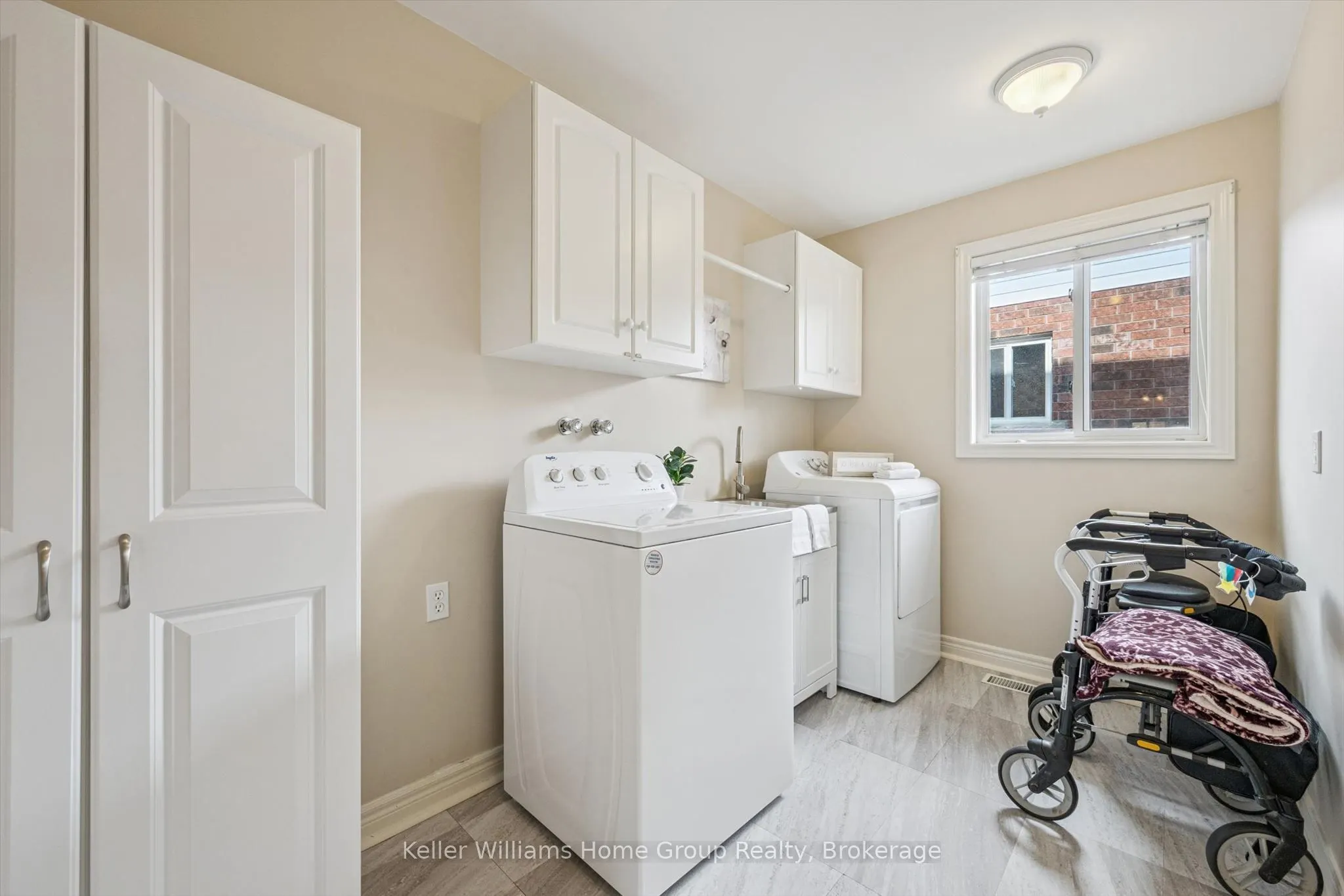 20 Beechlawn Boulevard #1
