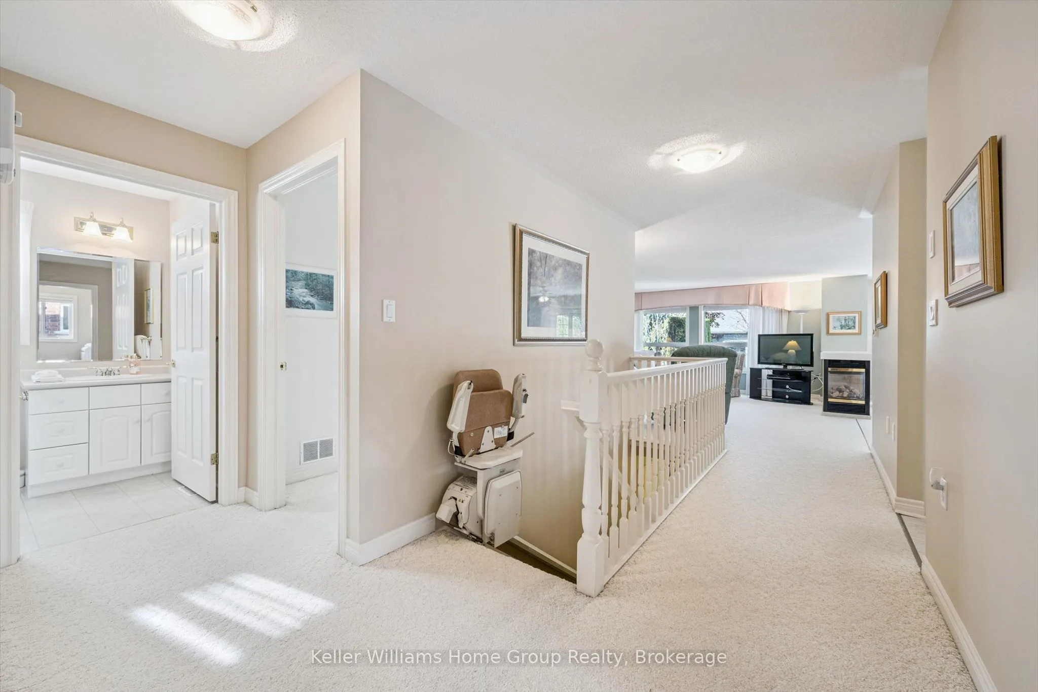 20 Beechlawn Boulevard #1
