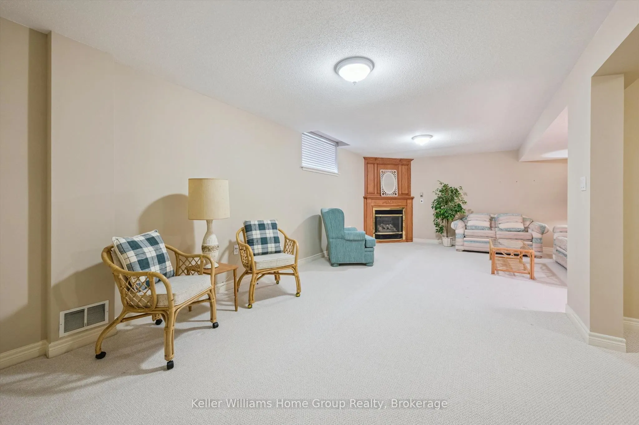 20 Beechlawn Boulevard #1
