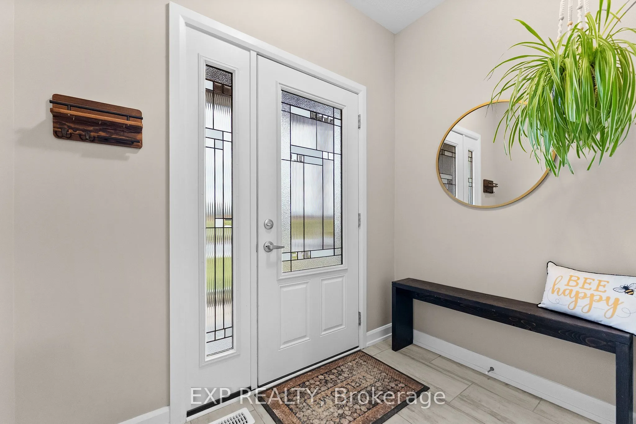 76 Vimy Ridge Crescent