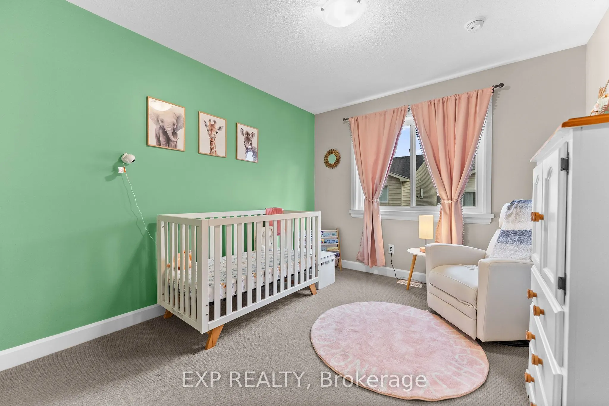 76 Vimy Ridge Crescent