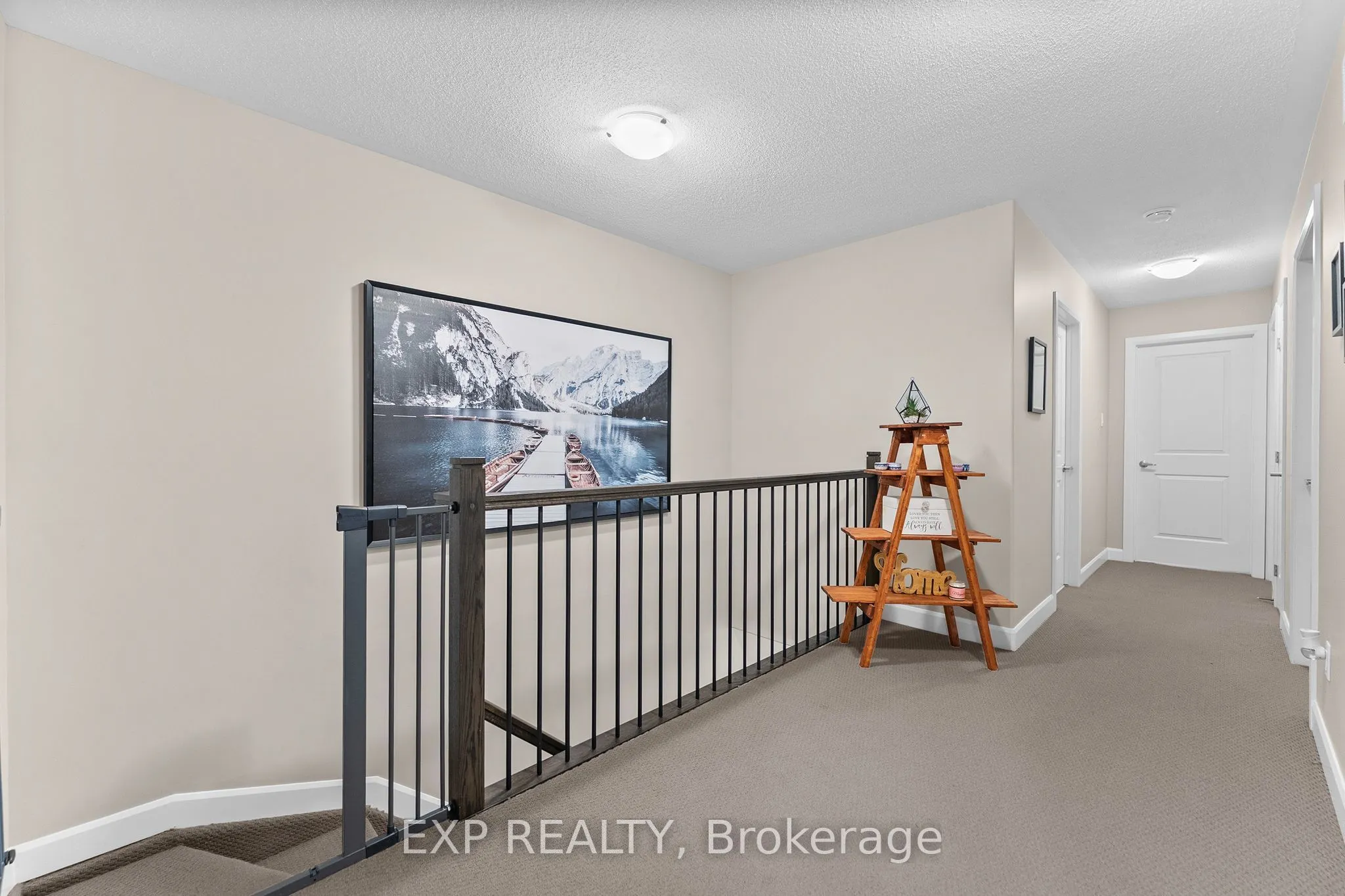 76 Vimy Ridge Crescent