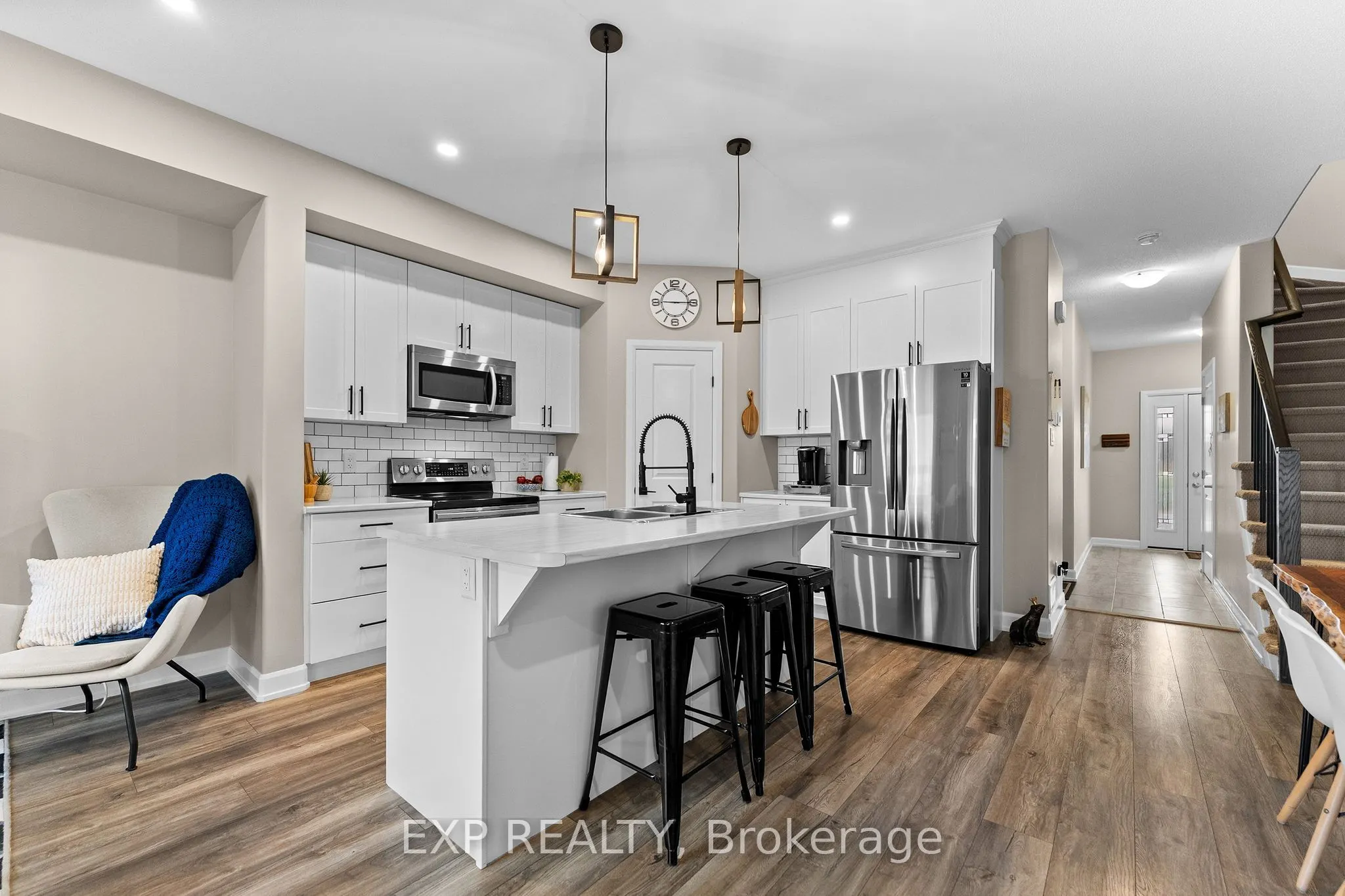 76 Vimy Ridge Crescent