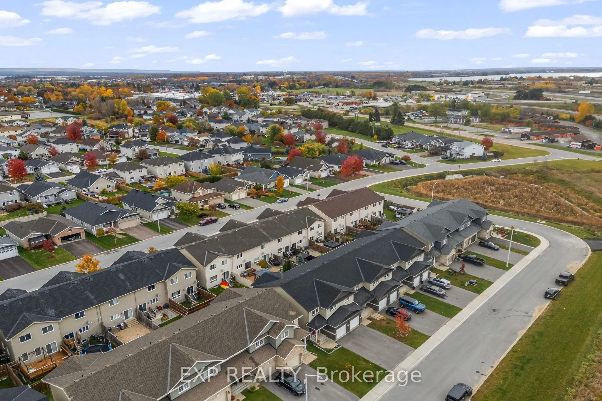 76 Vimy Ridge Crescent