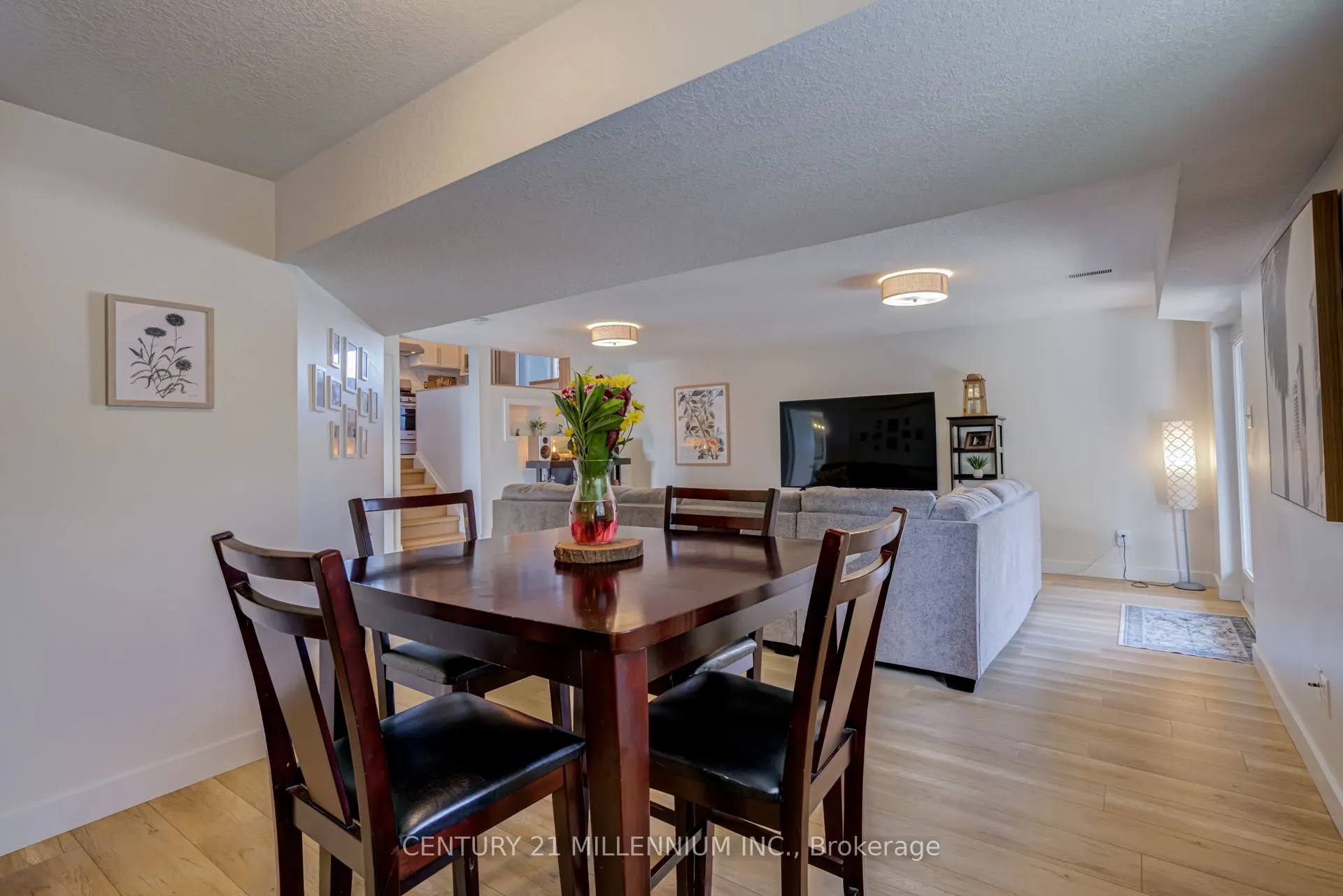 125 Jelly Street N