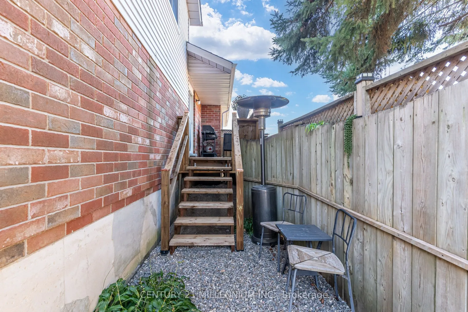 125 Jelly Street N