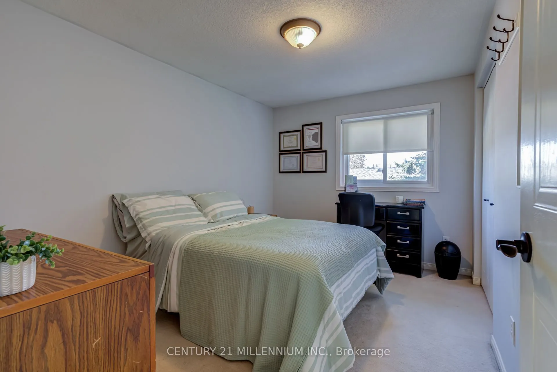 125 Jelly Street N