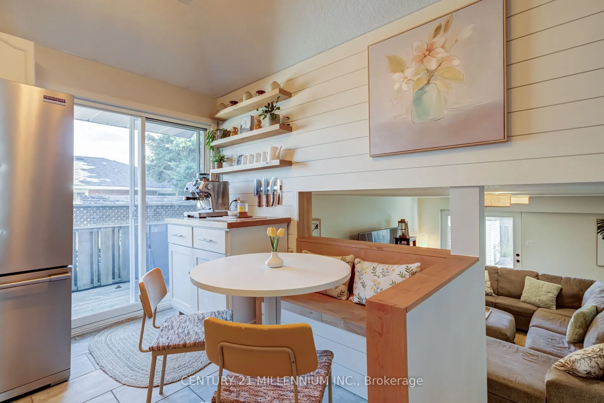 125 Jelly Street N