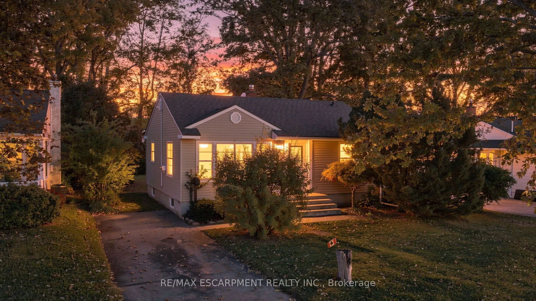 55 Lakeview Avenue
