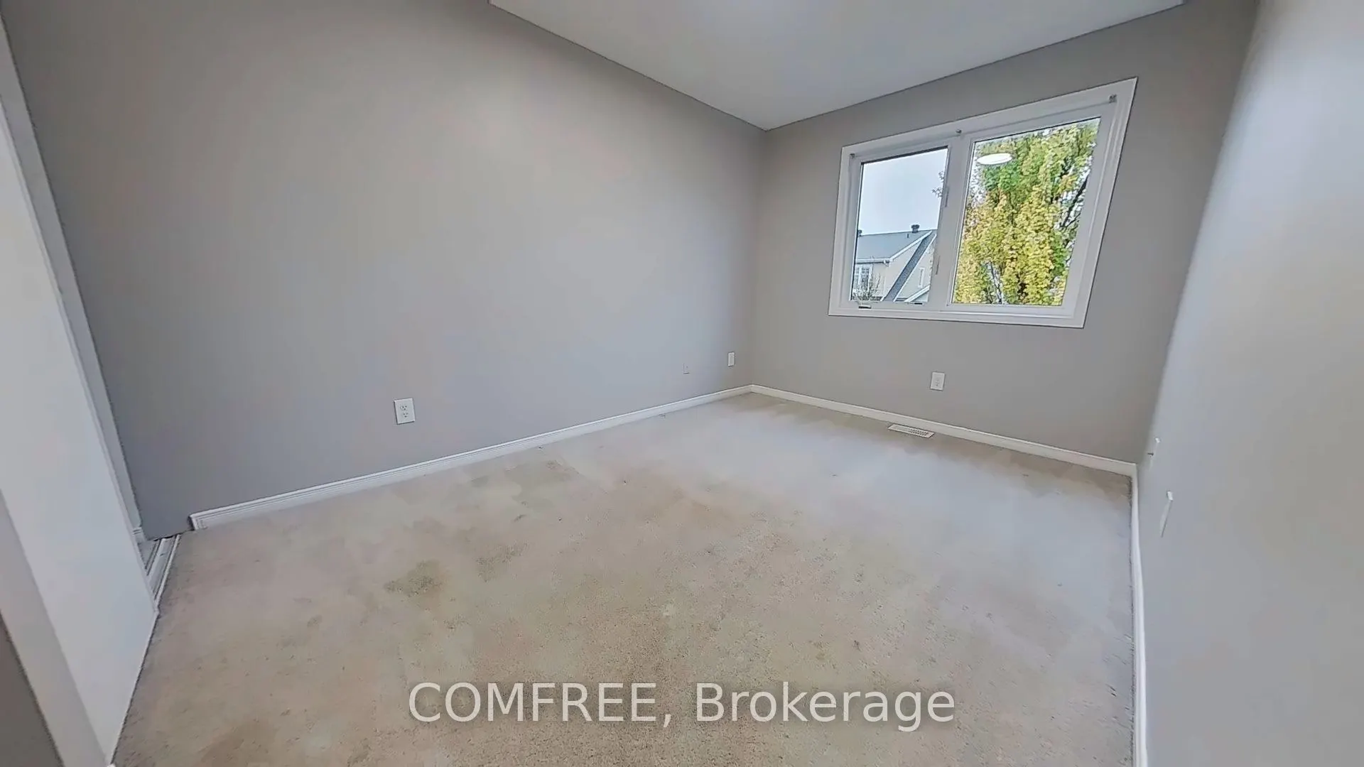 26 Dundalk Private