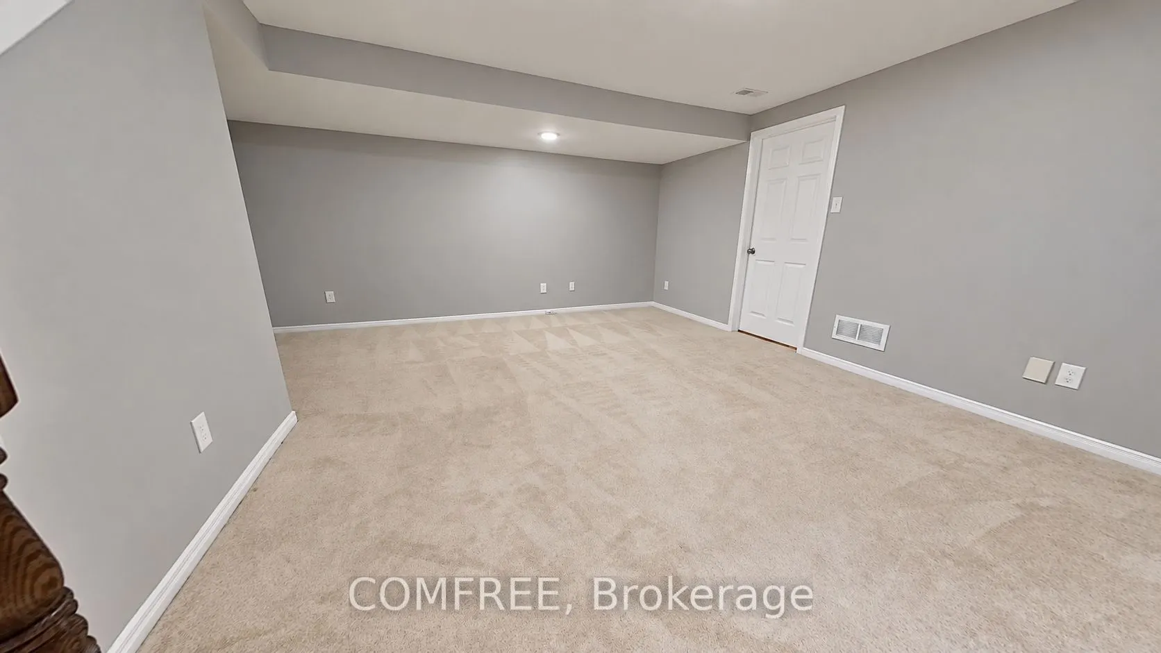 26 Dundalk Private
