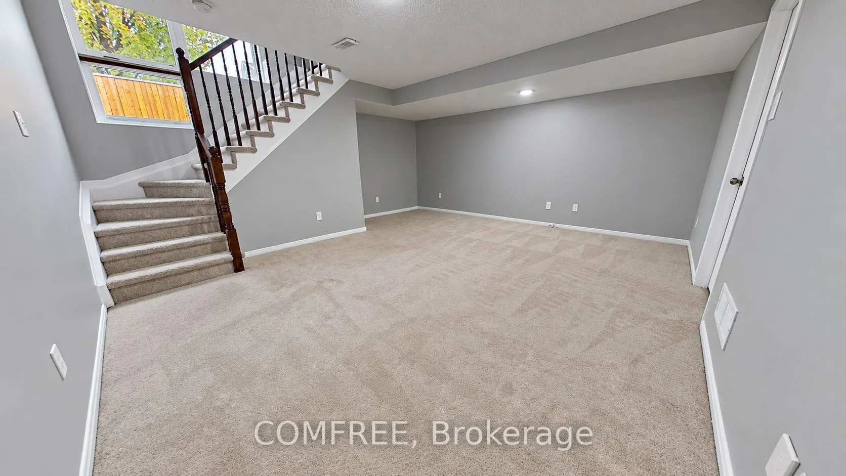 26 Dundalk Private