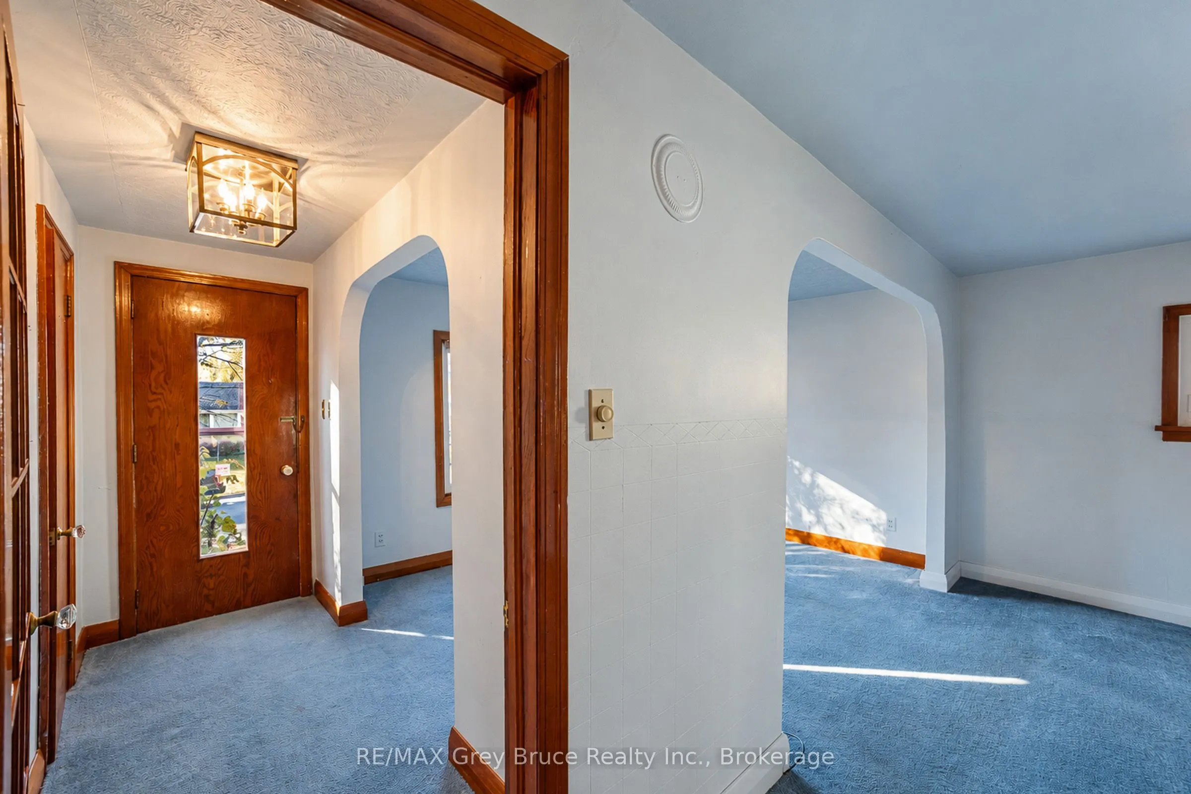 14 3rd Street NW