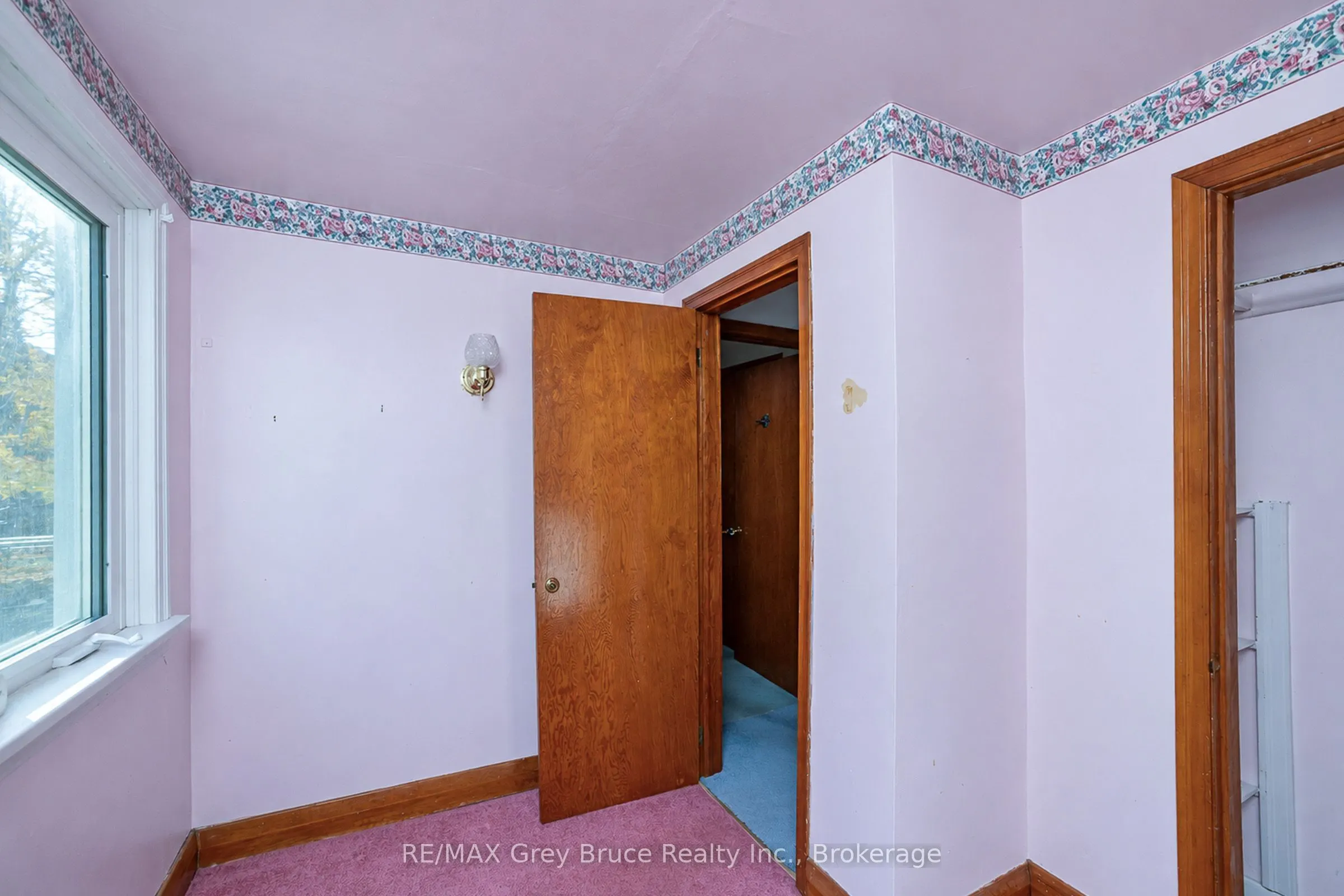 14 3rd Street NW