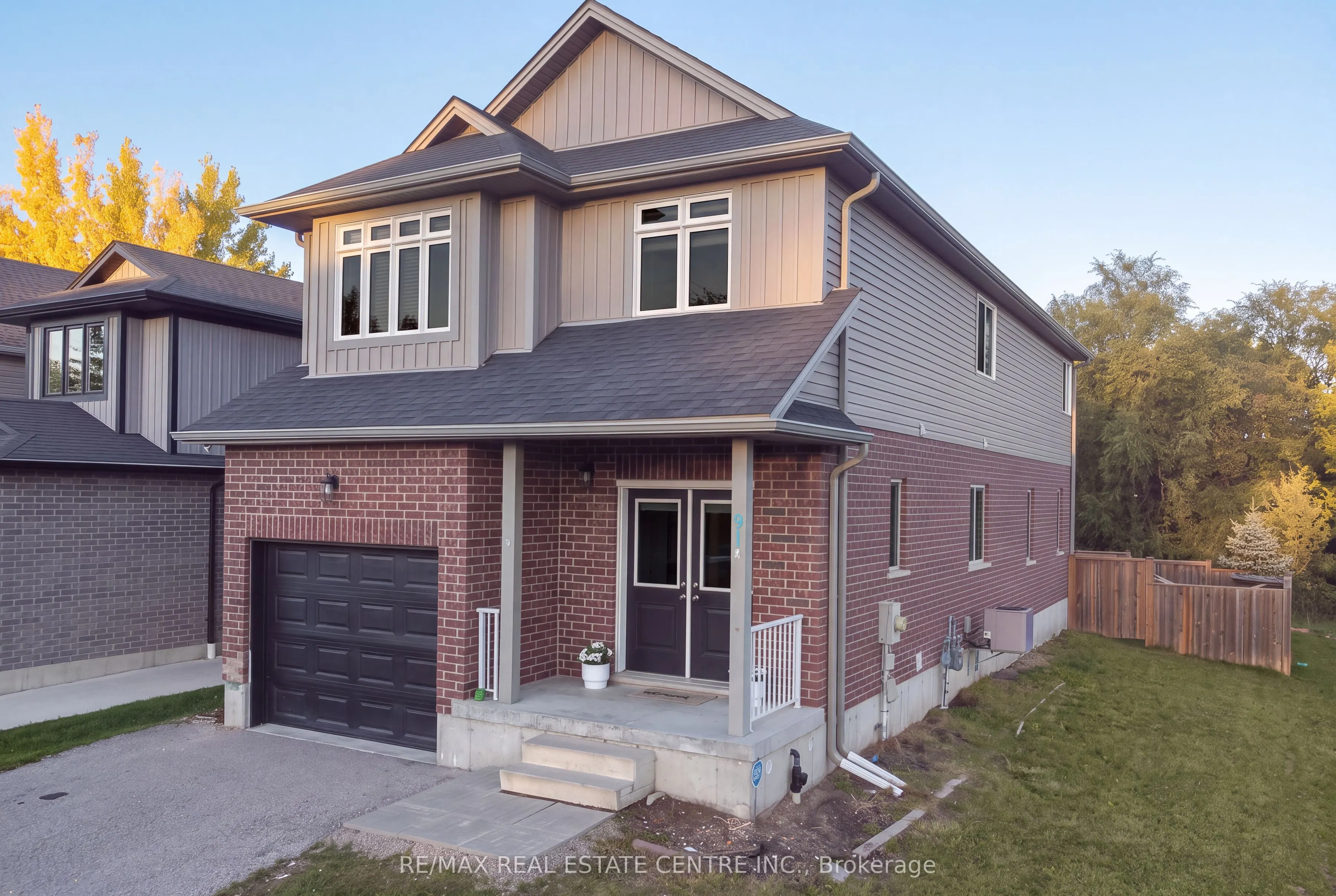 91 Yvonne Crescent