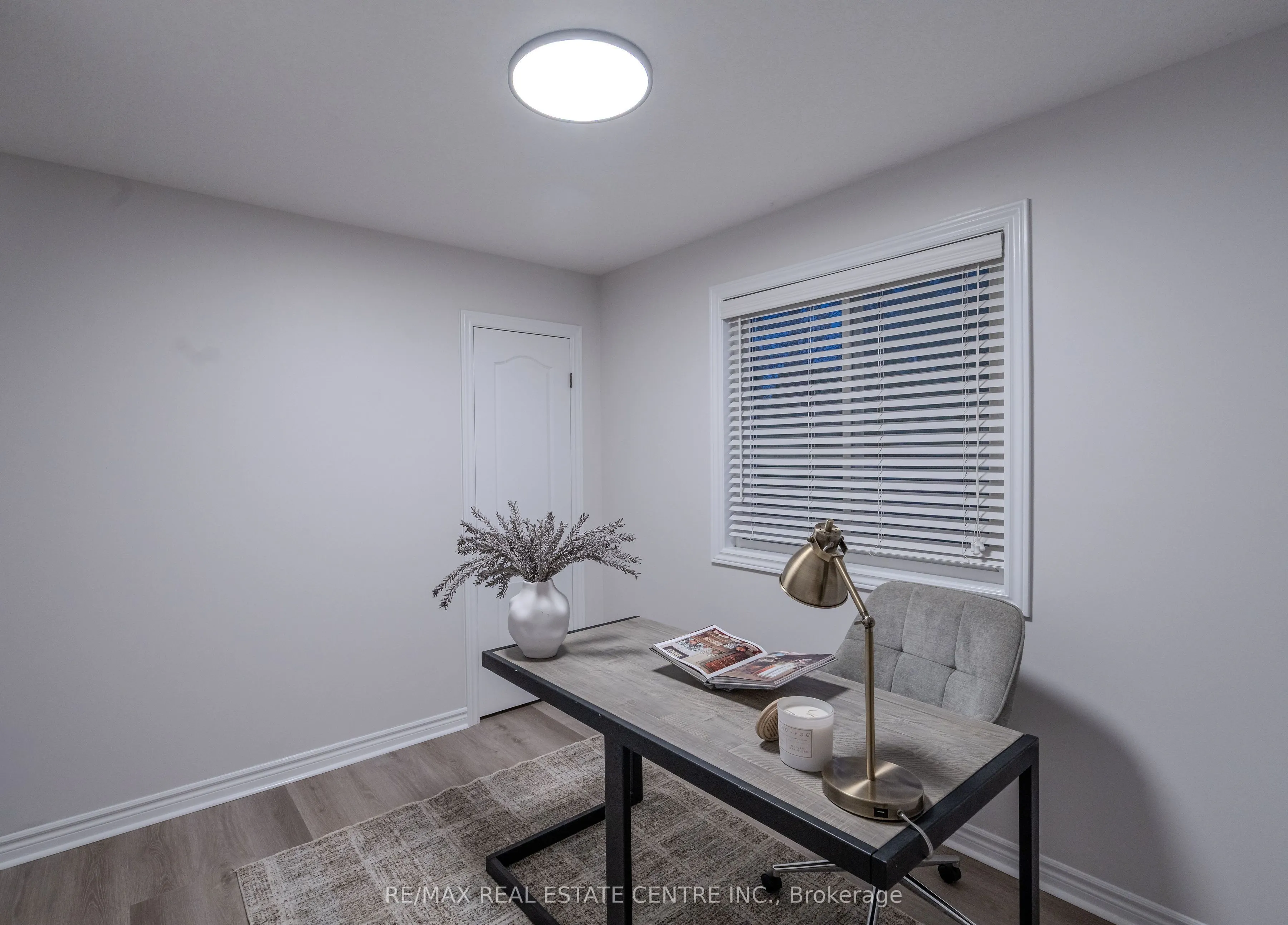91 Yvonne Crescent