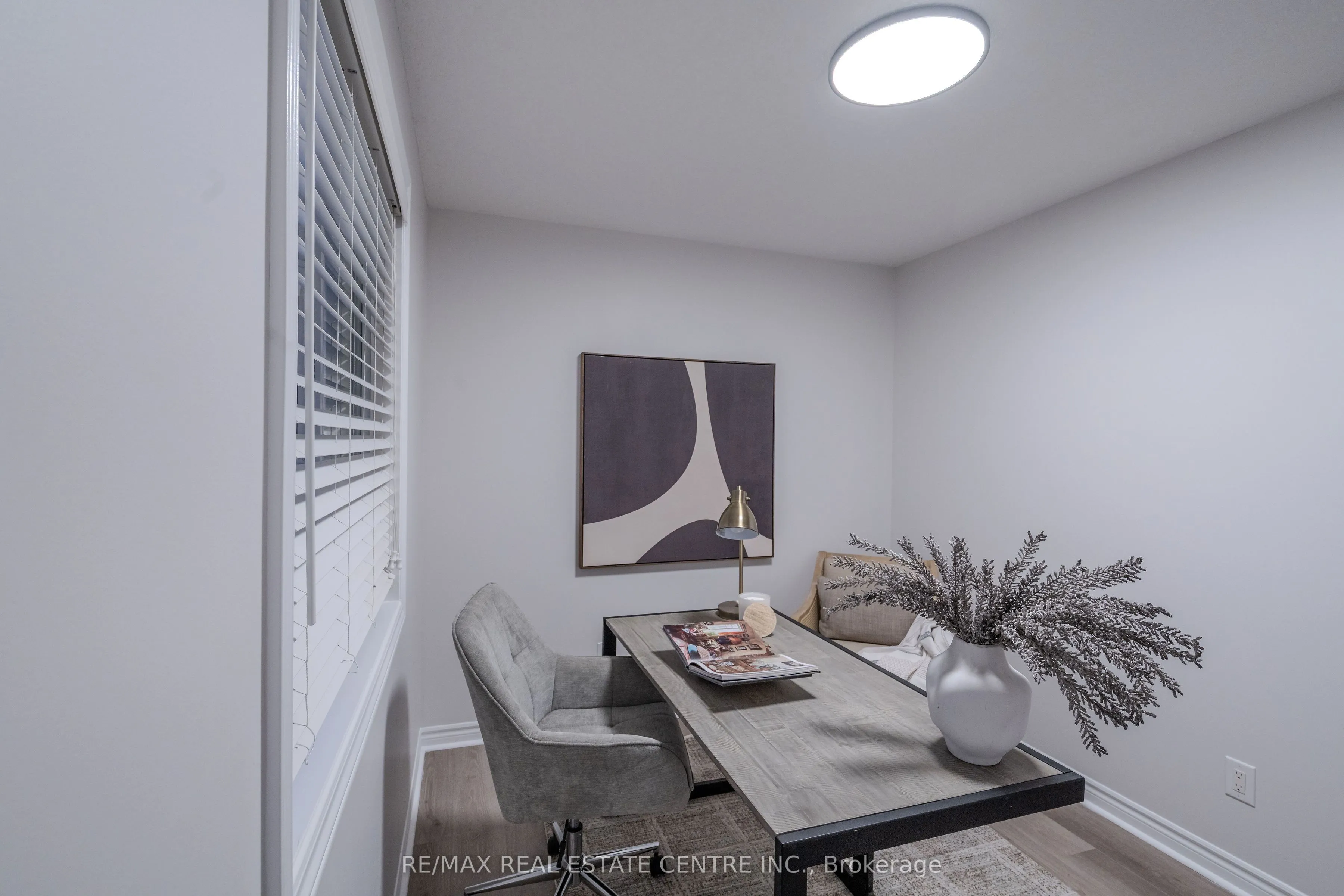 91 Yvonne Crescent