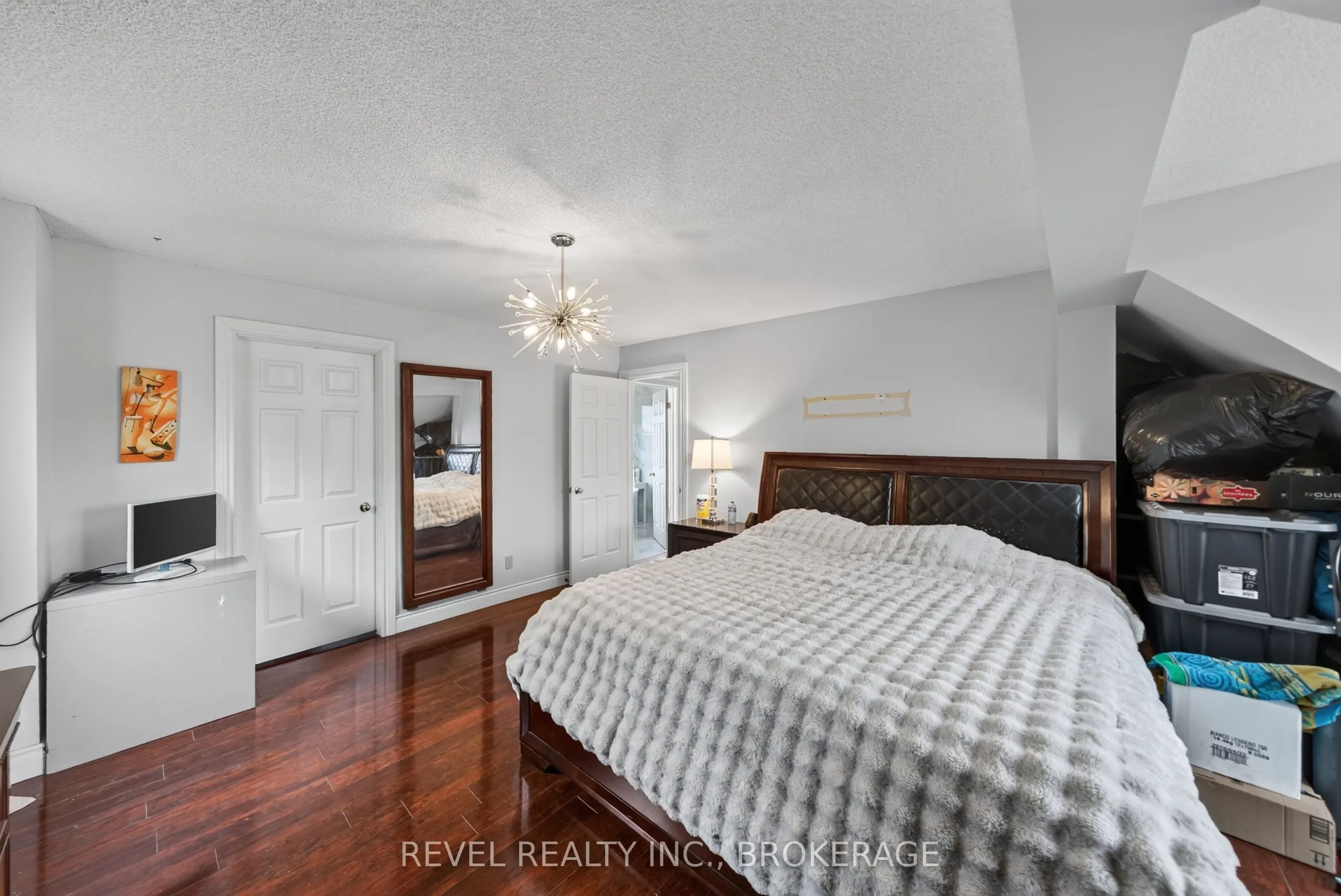 3321 Silverwood Drive