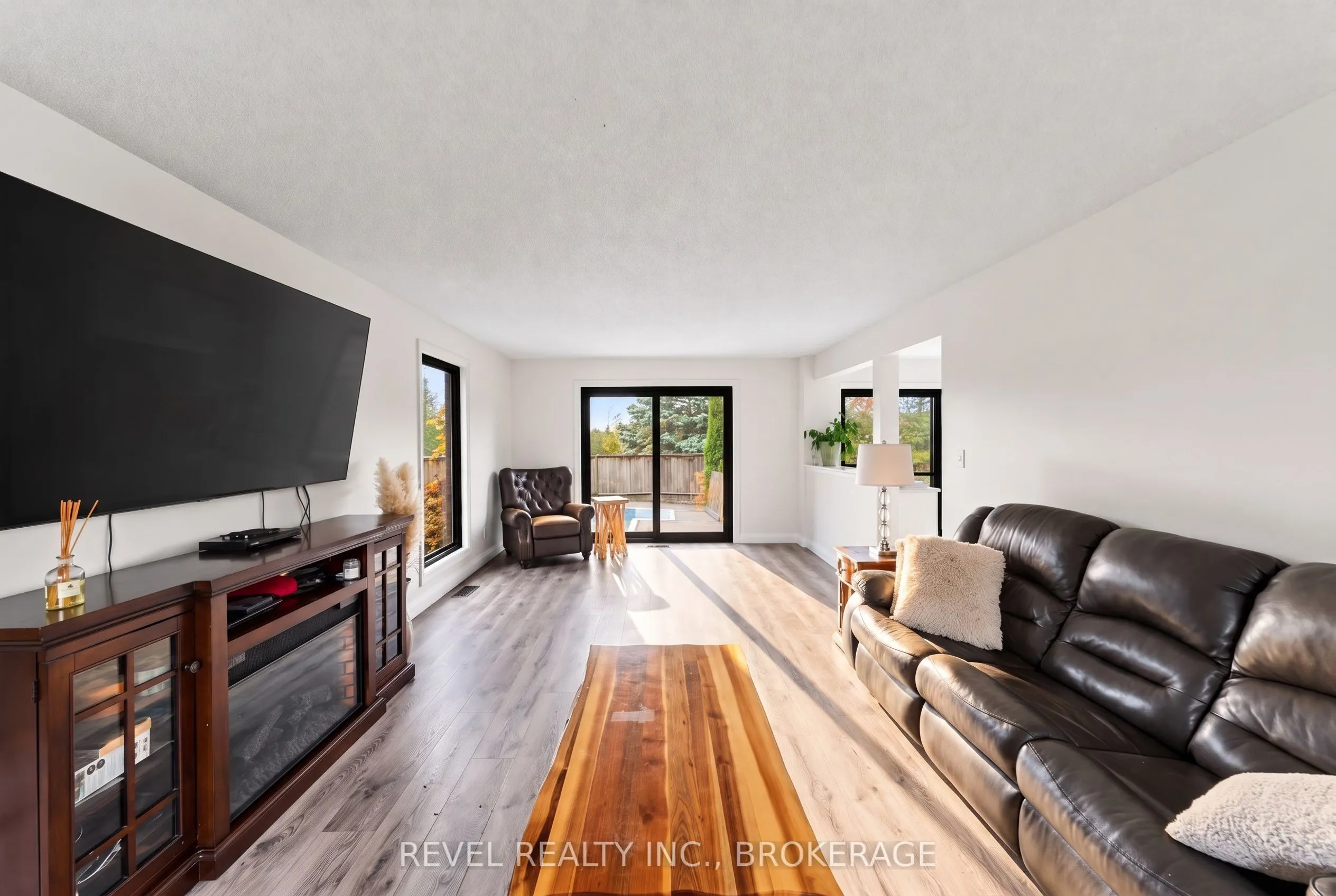 3321 Silverwood Drive