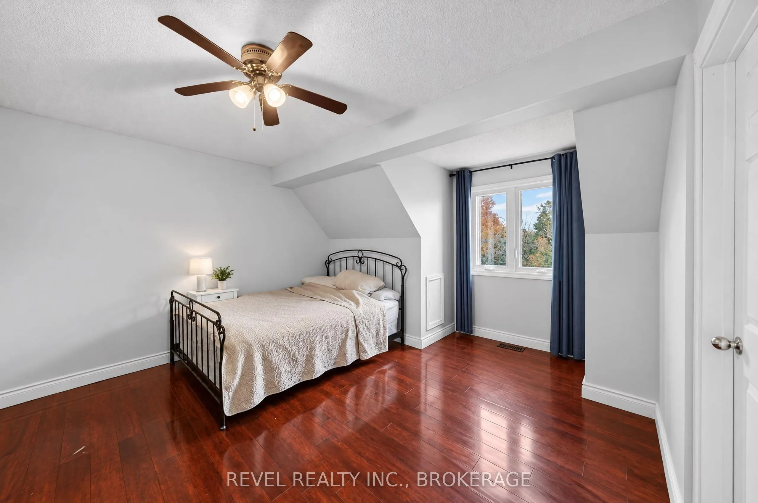 3321 Silverwood Drive