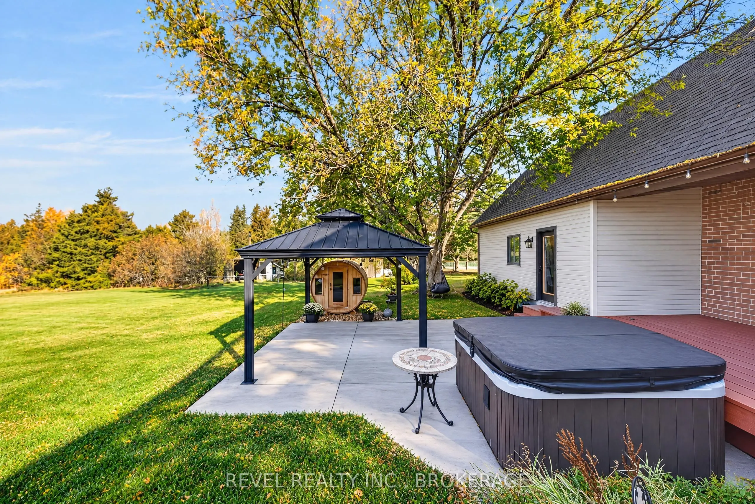 3321 Silverwood Drive