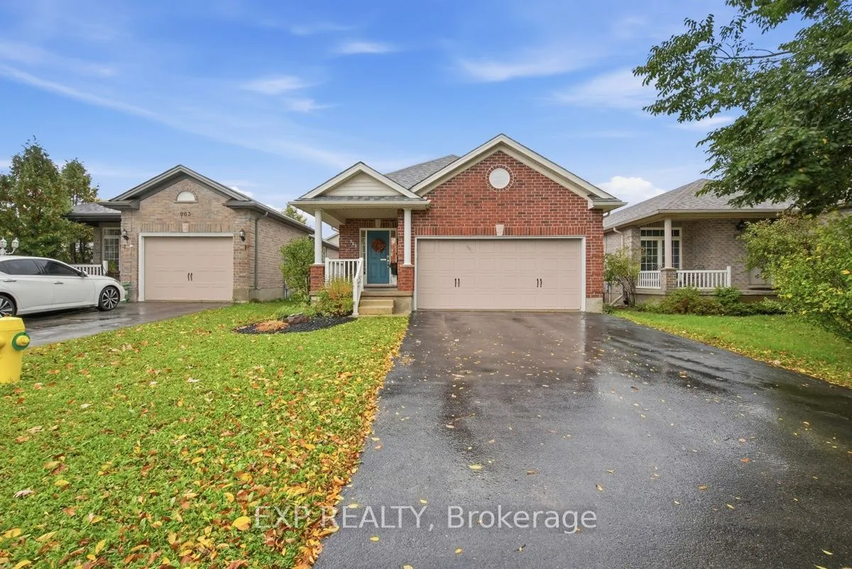 969 Bitterbush Crescent