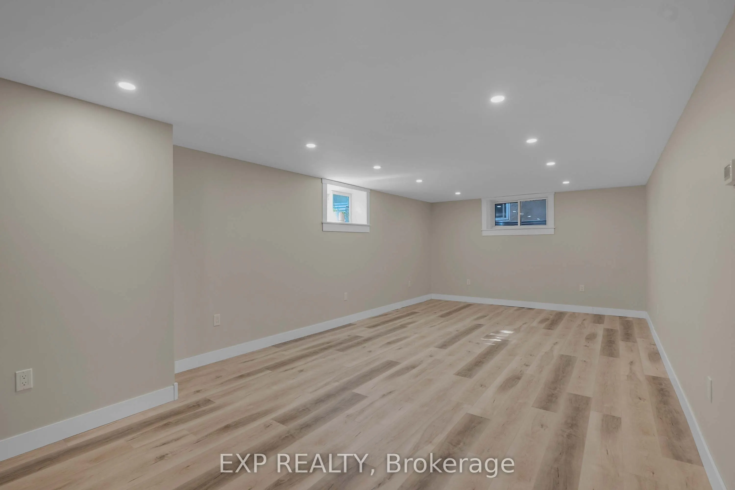 314 First Avenue E #(LOWER LEVEL)