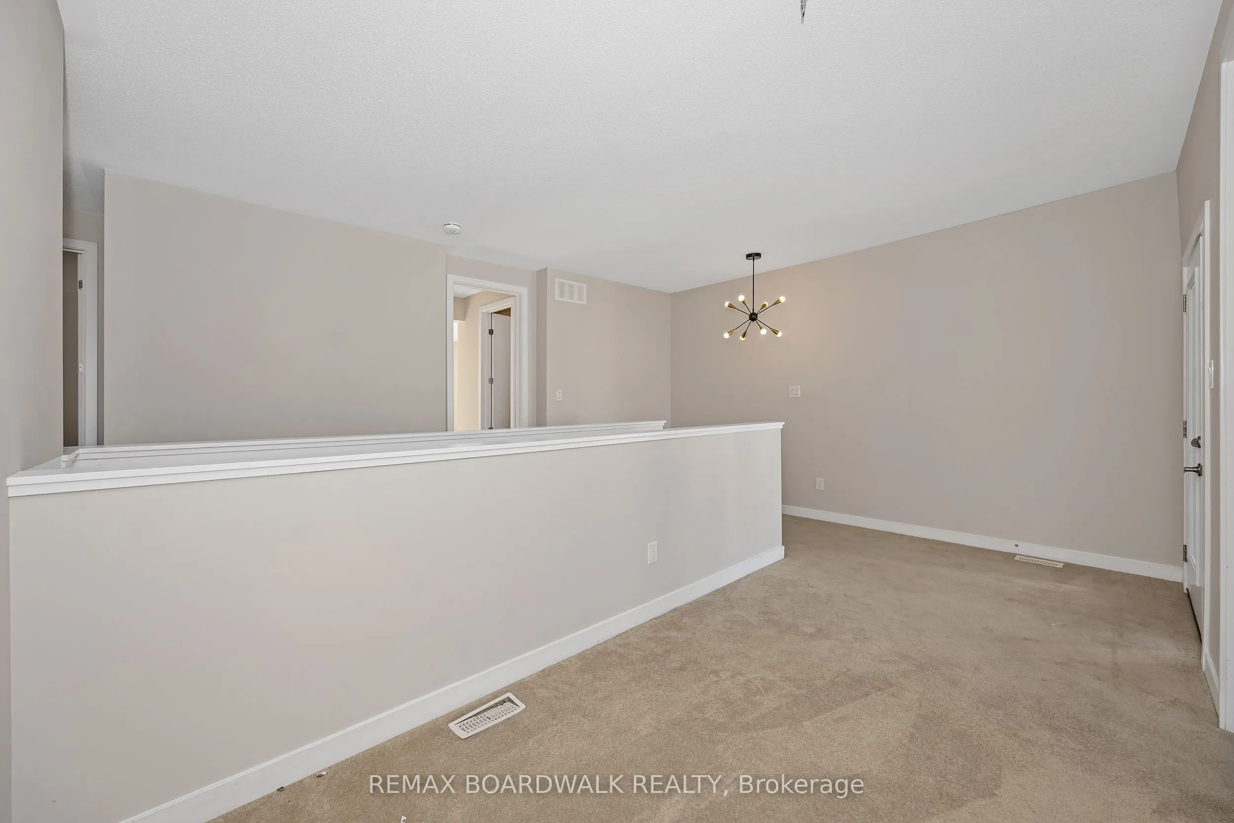 125 Hackamore Crescent