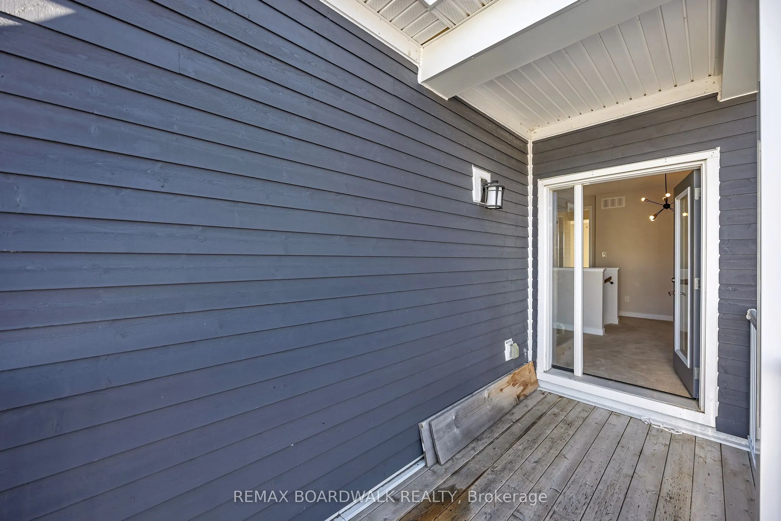 125 Hackamore Crescent