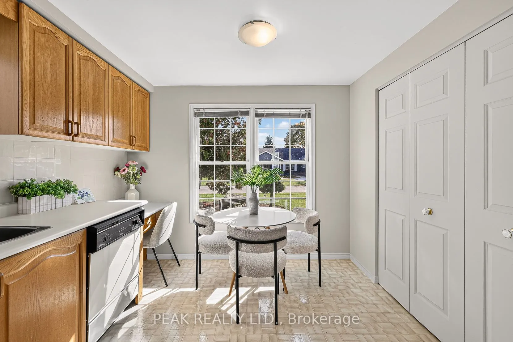 2 Garden Place