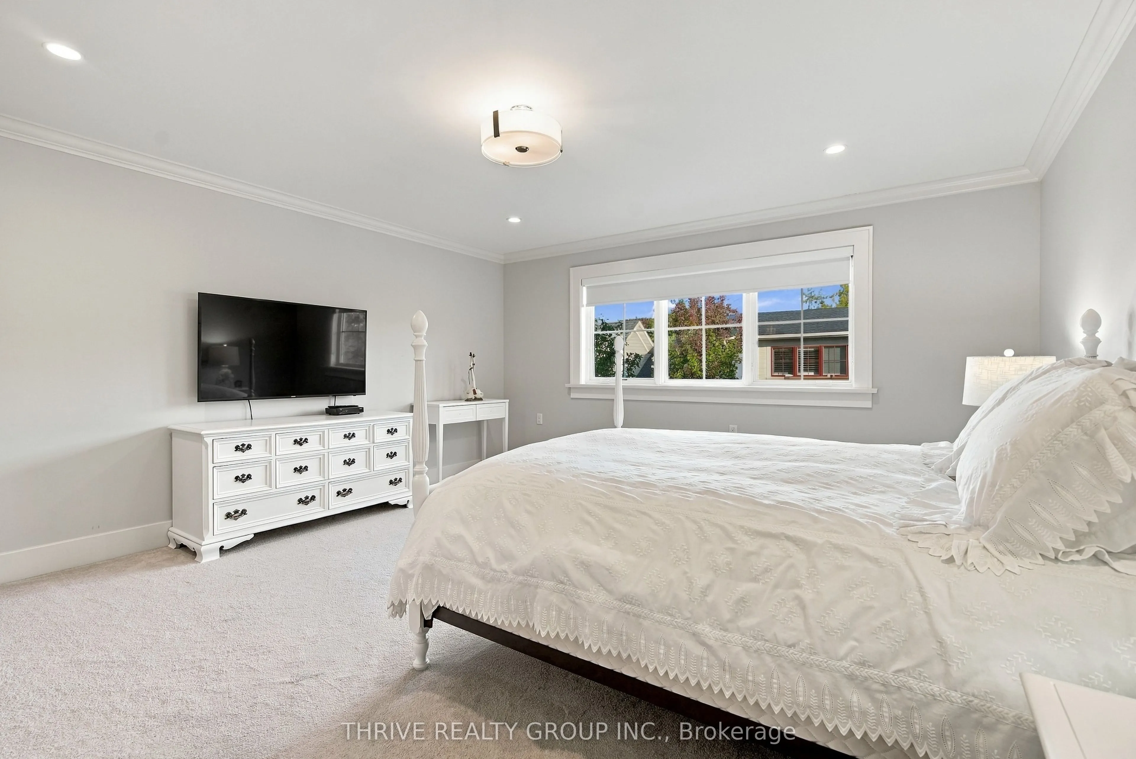 352 Ridout Street S #6