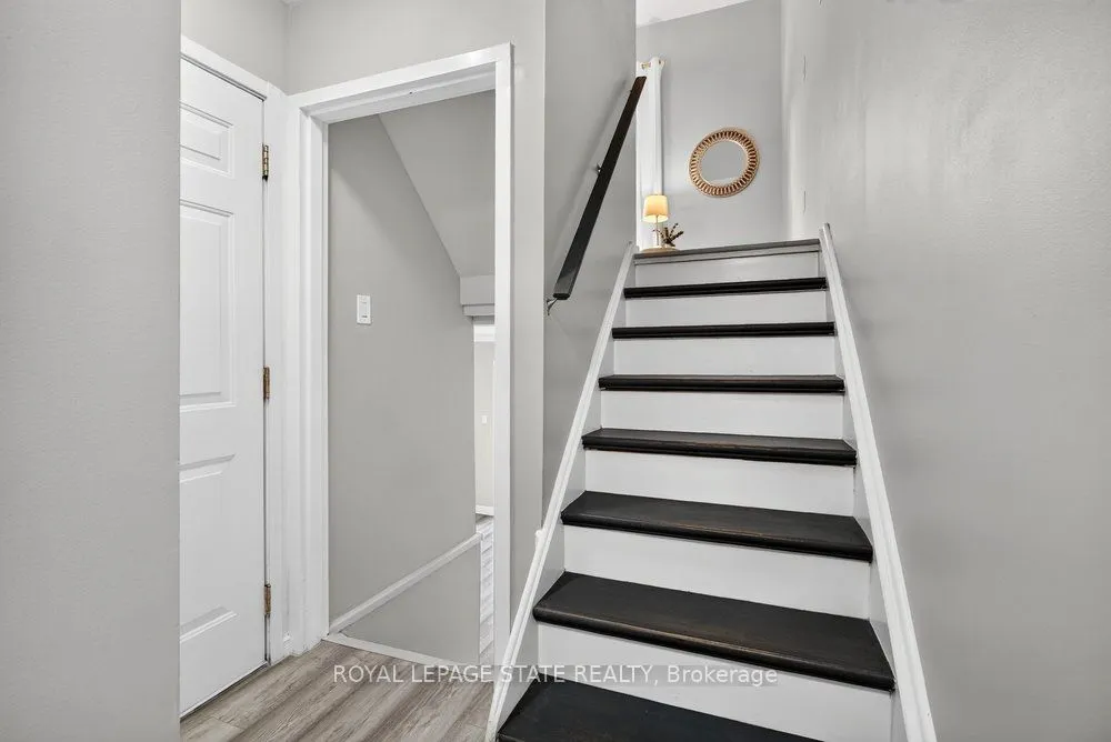 21 Rosedale Court #6