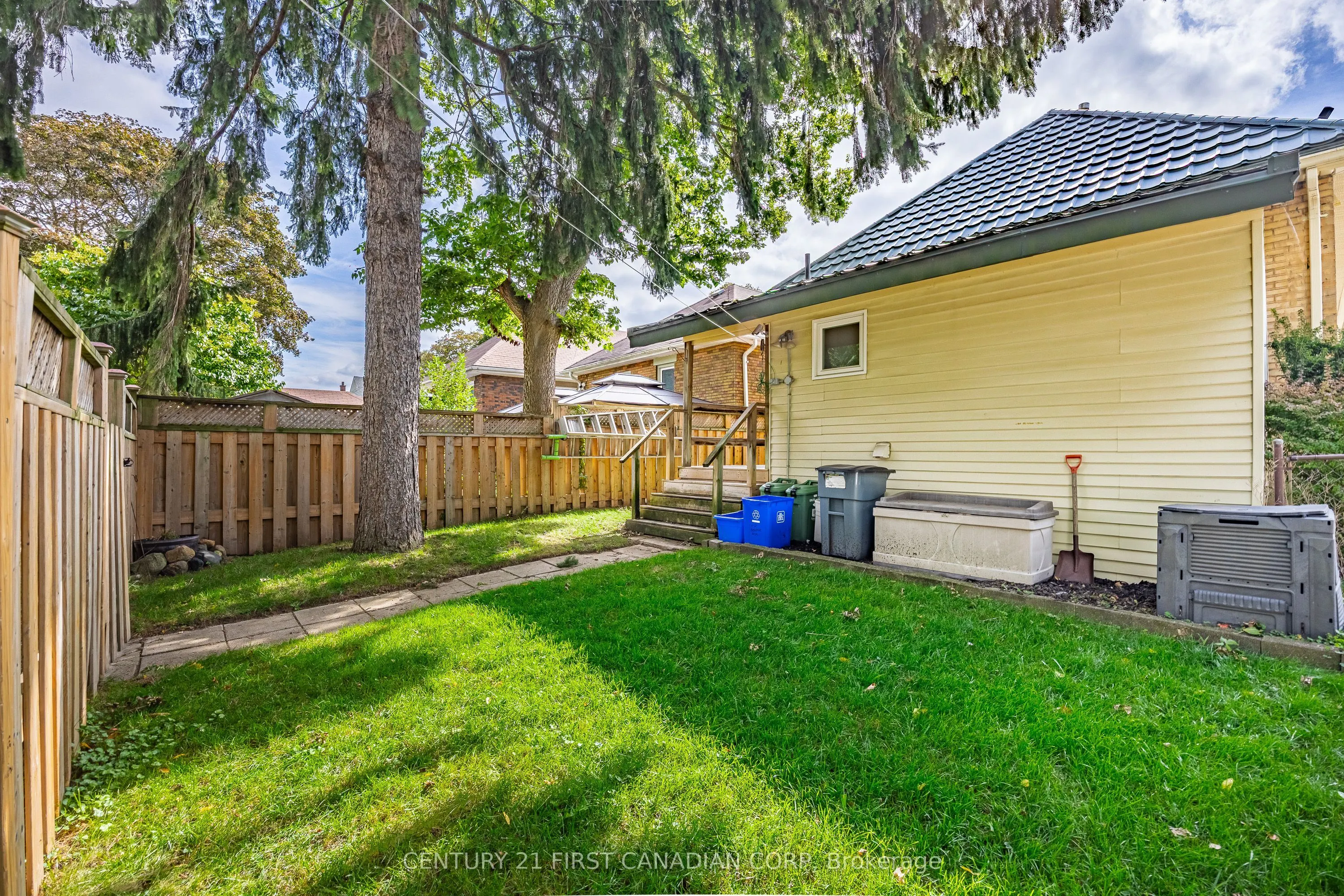 60 Beattie Avenue