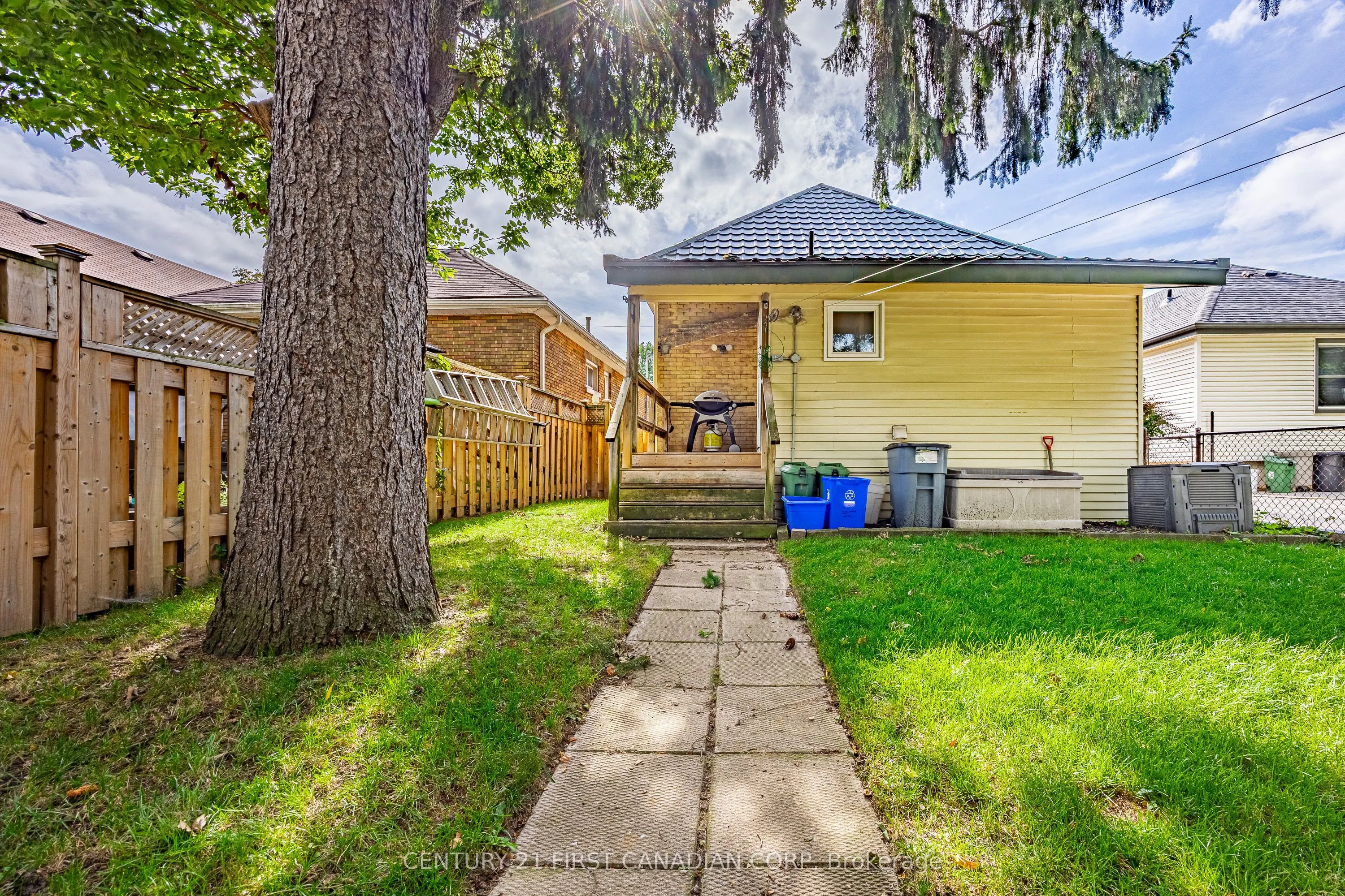 60 Beattie Avenue