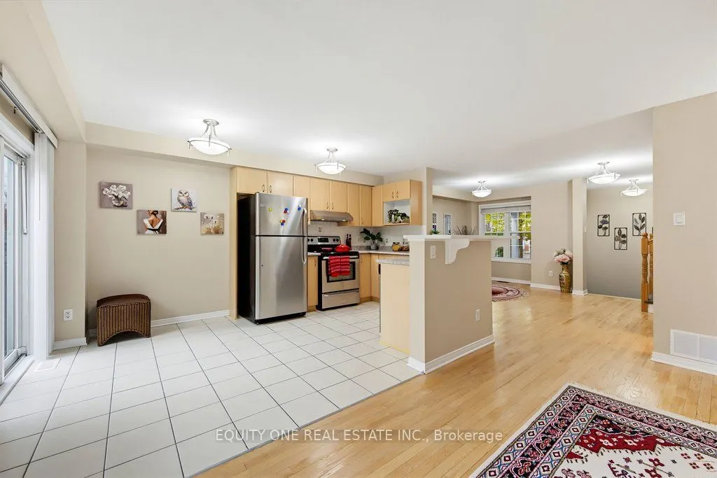 345 Applecross Crescent